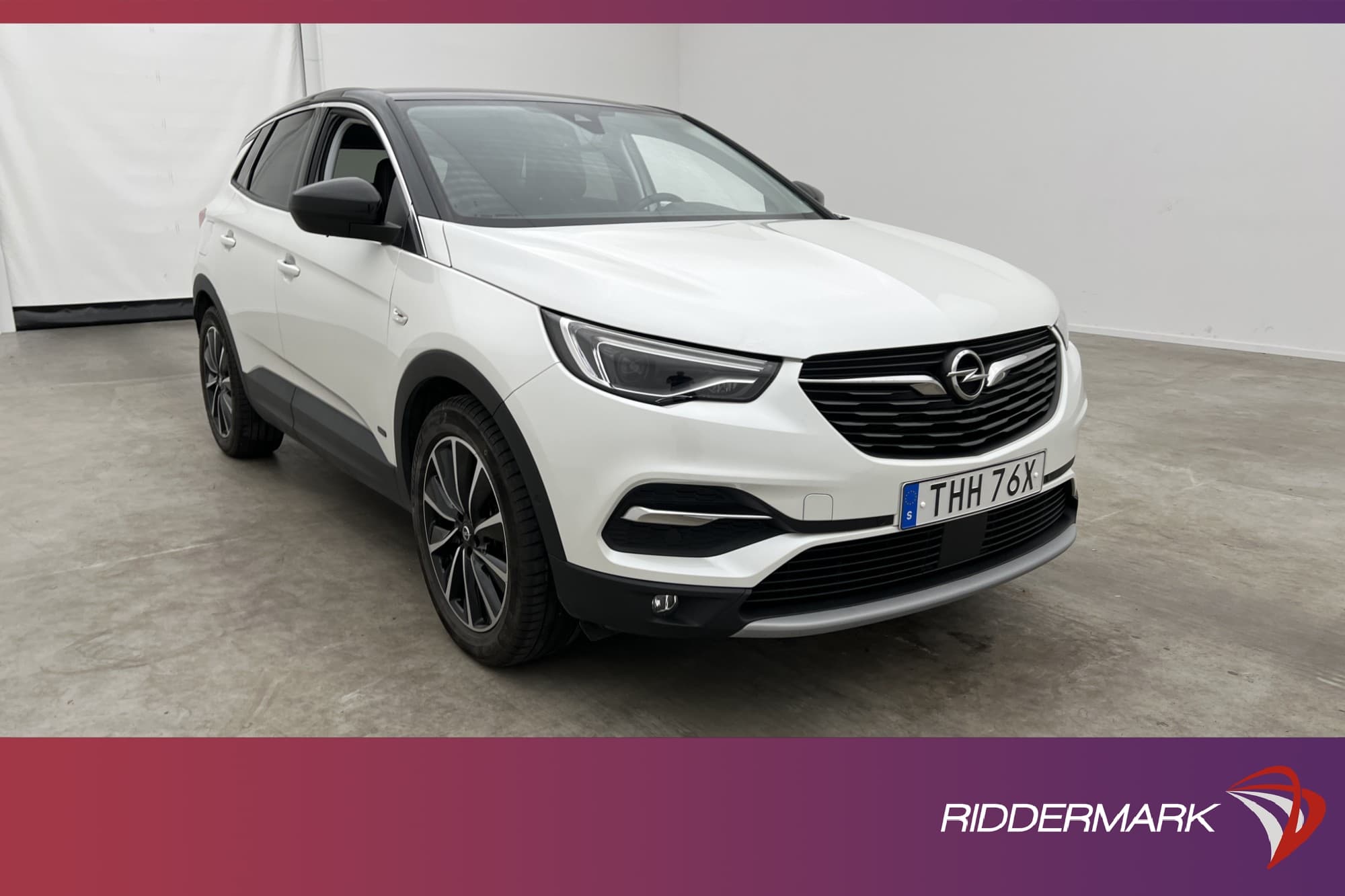 Opel Grandland X Hybrid4 300hk