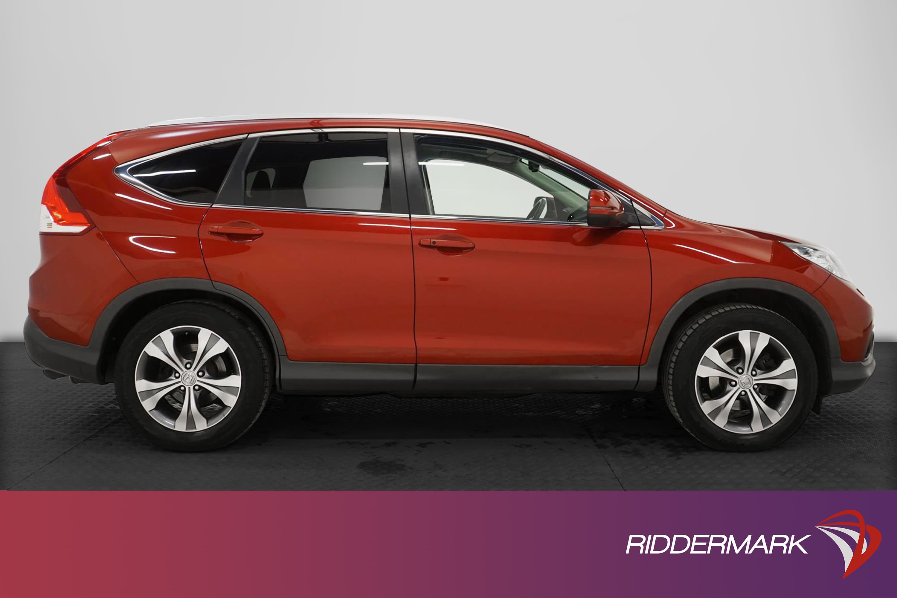 Honda CR-V 2.2 i-DTEC 4WD 150hk Pano Värmare Kamera GPS Drag