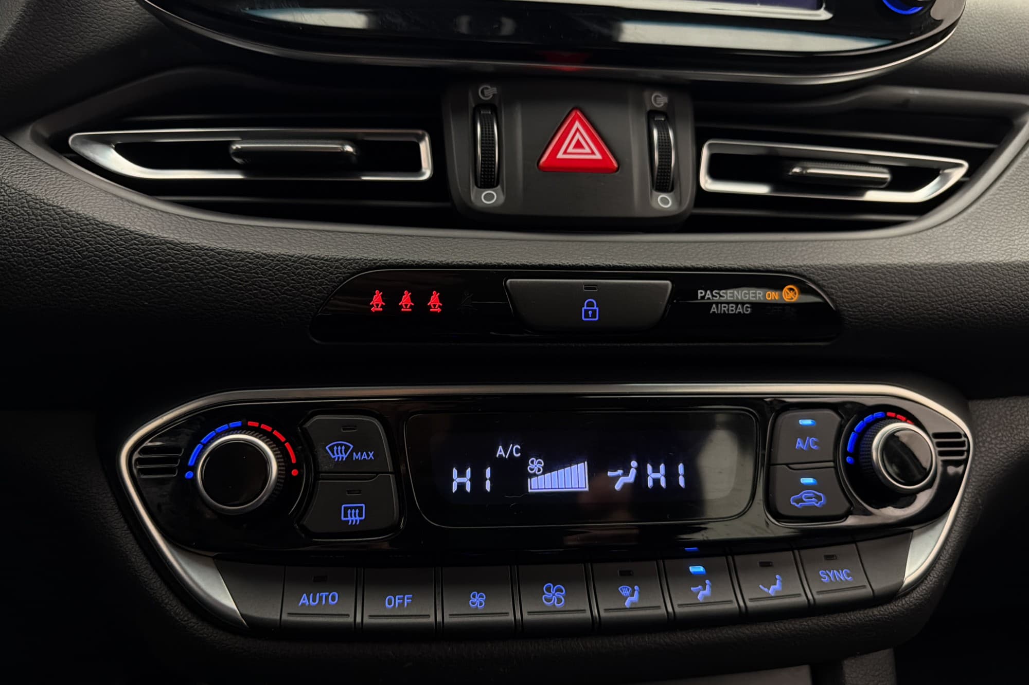 Hyundai i30 1.5 T-GD Advanced Kamera LED Keyless Rattvärme