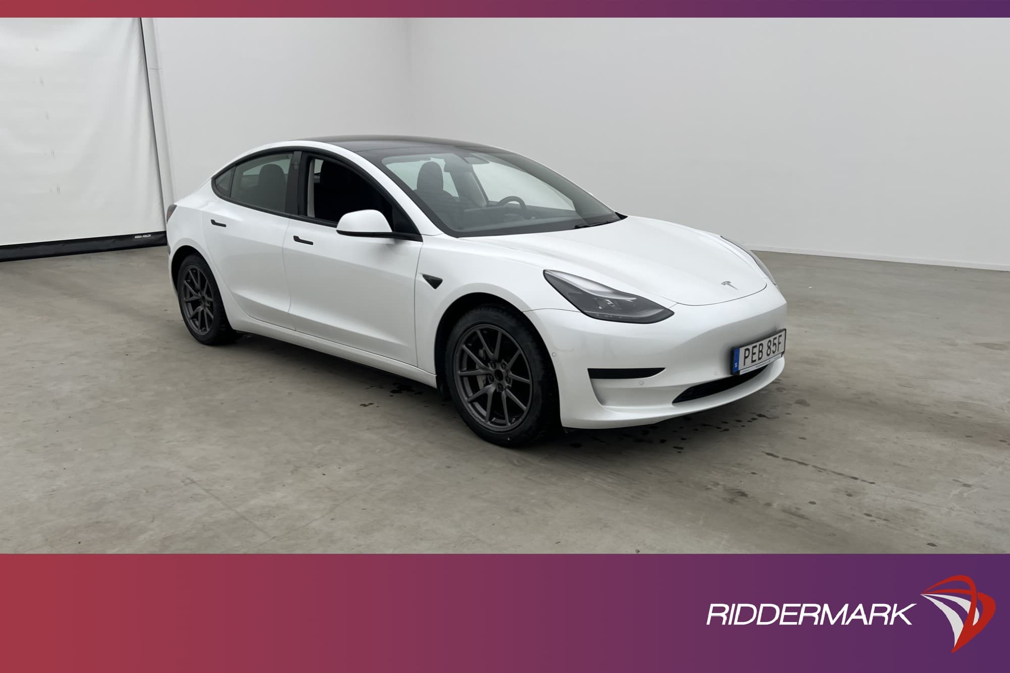 Tesla Model 3 Standrad Range Plus 325hk