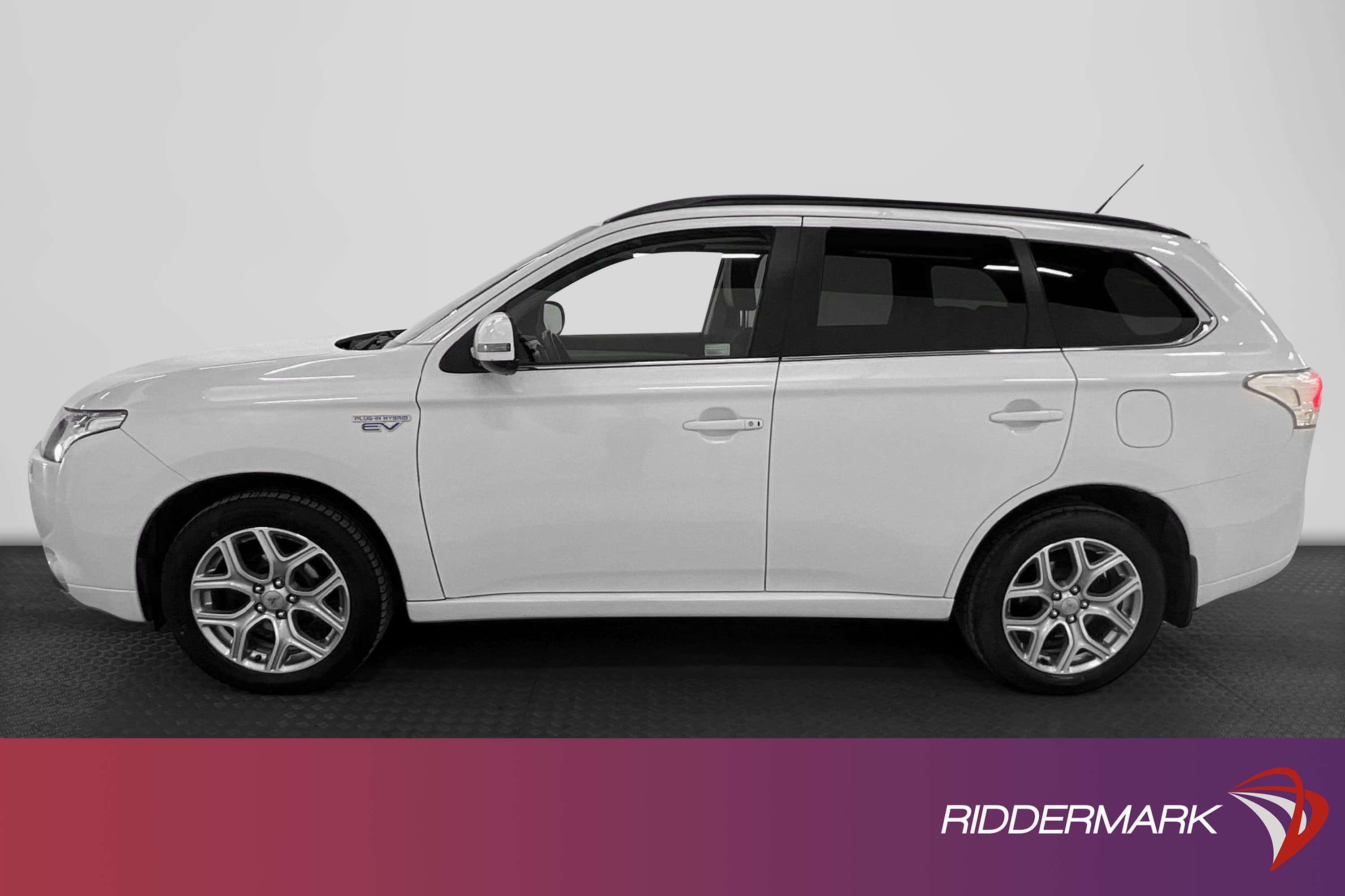 Mitsubishi Outlander PHEV 4WD 203hk