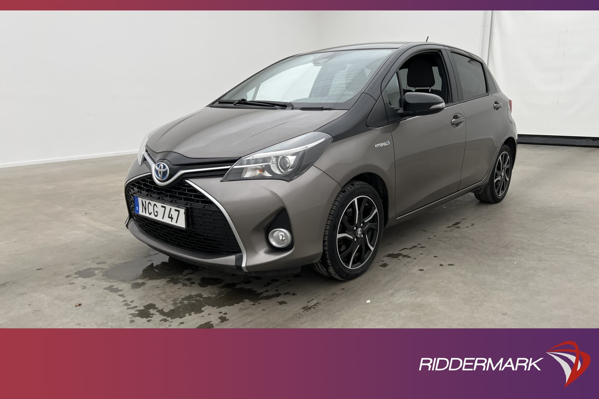 Toyota Yaris Hybrid 101hk