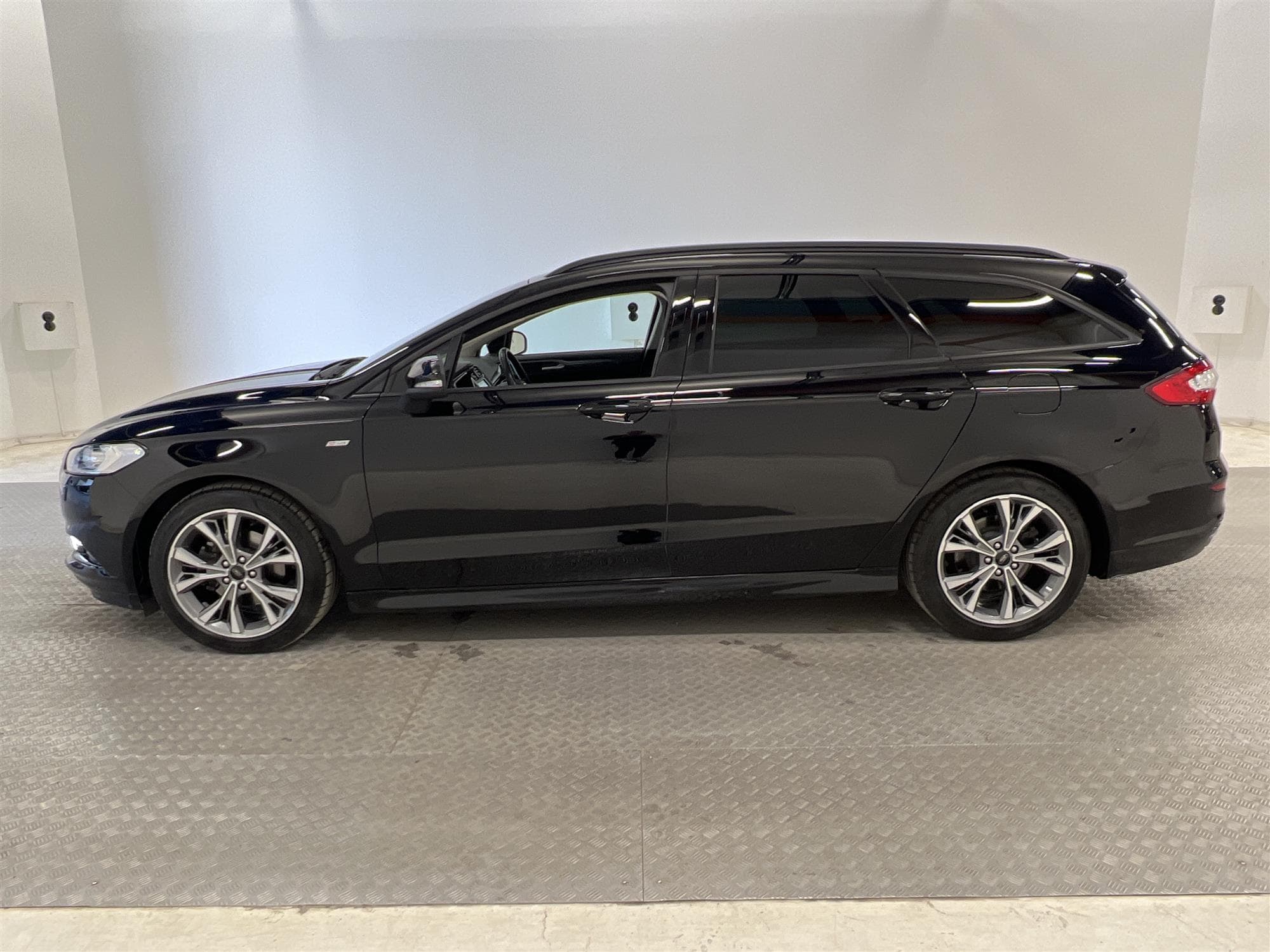 Ford Mondeo 2.0 TDCi 180hk