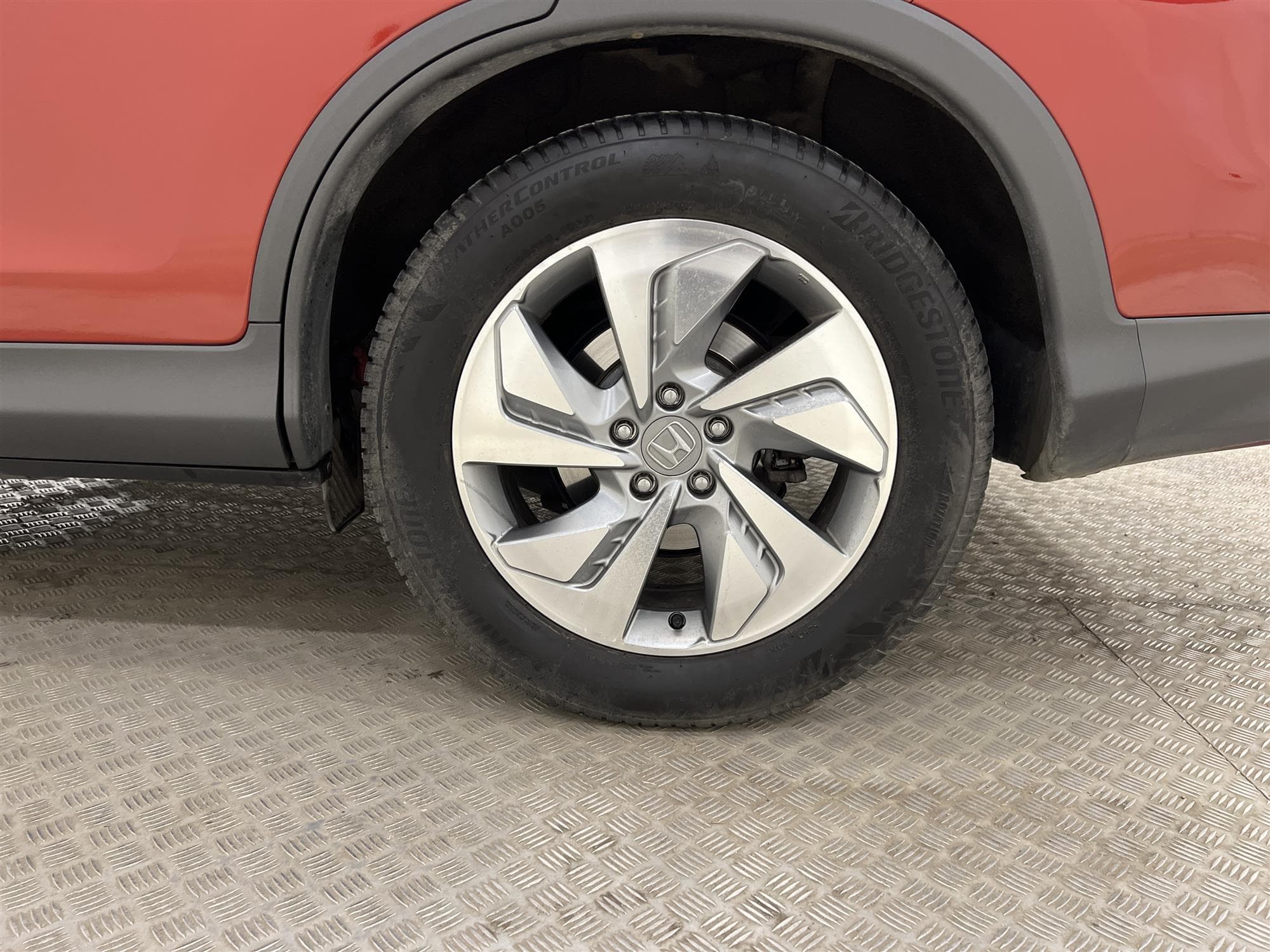 Honda CR-V 2.0 4WD 155hk Navi M&K-Värm B-Kam Drag Nyservad