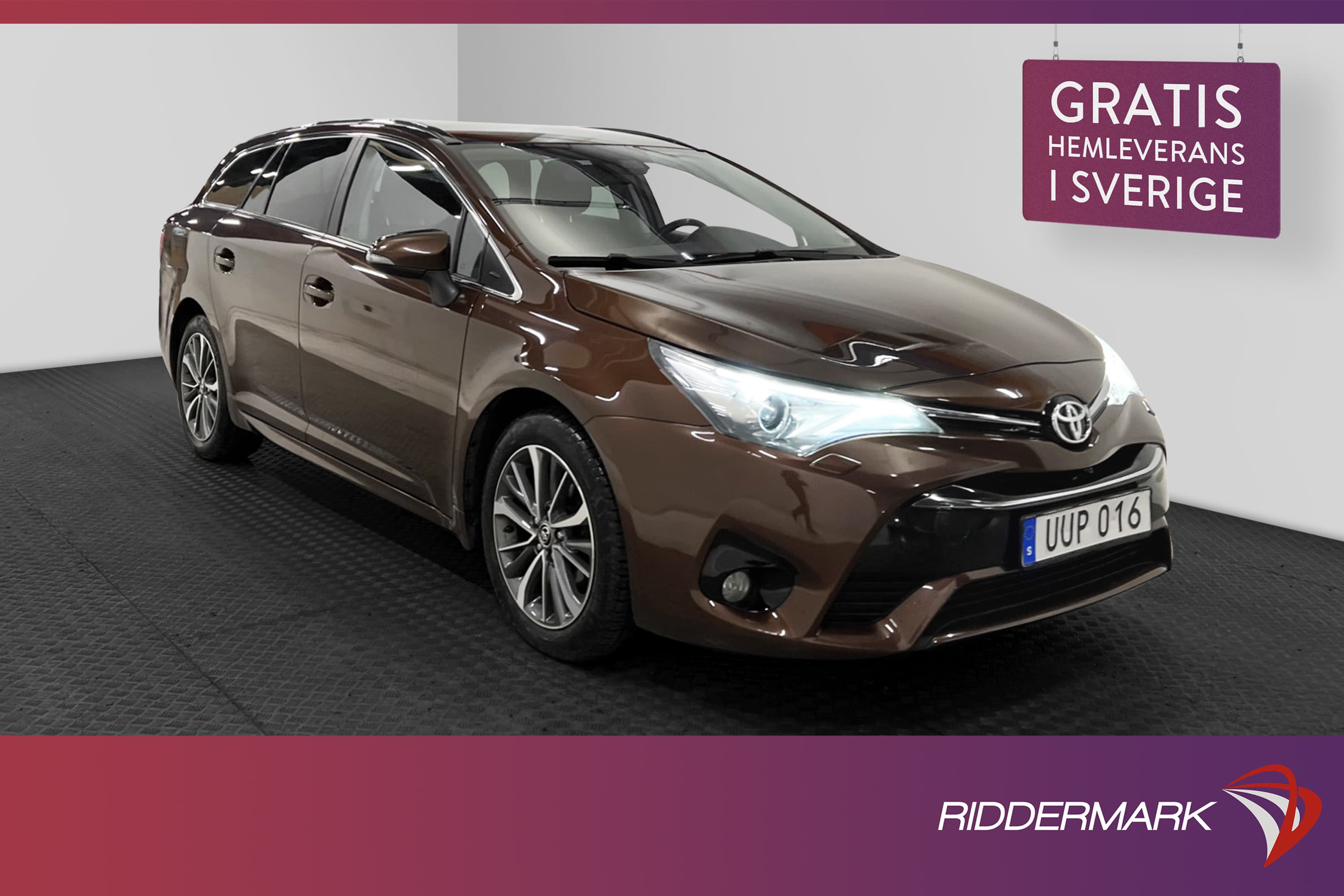 Toyota Avensis Kombi 1.8 147hk