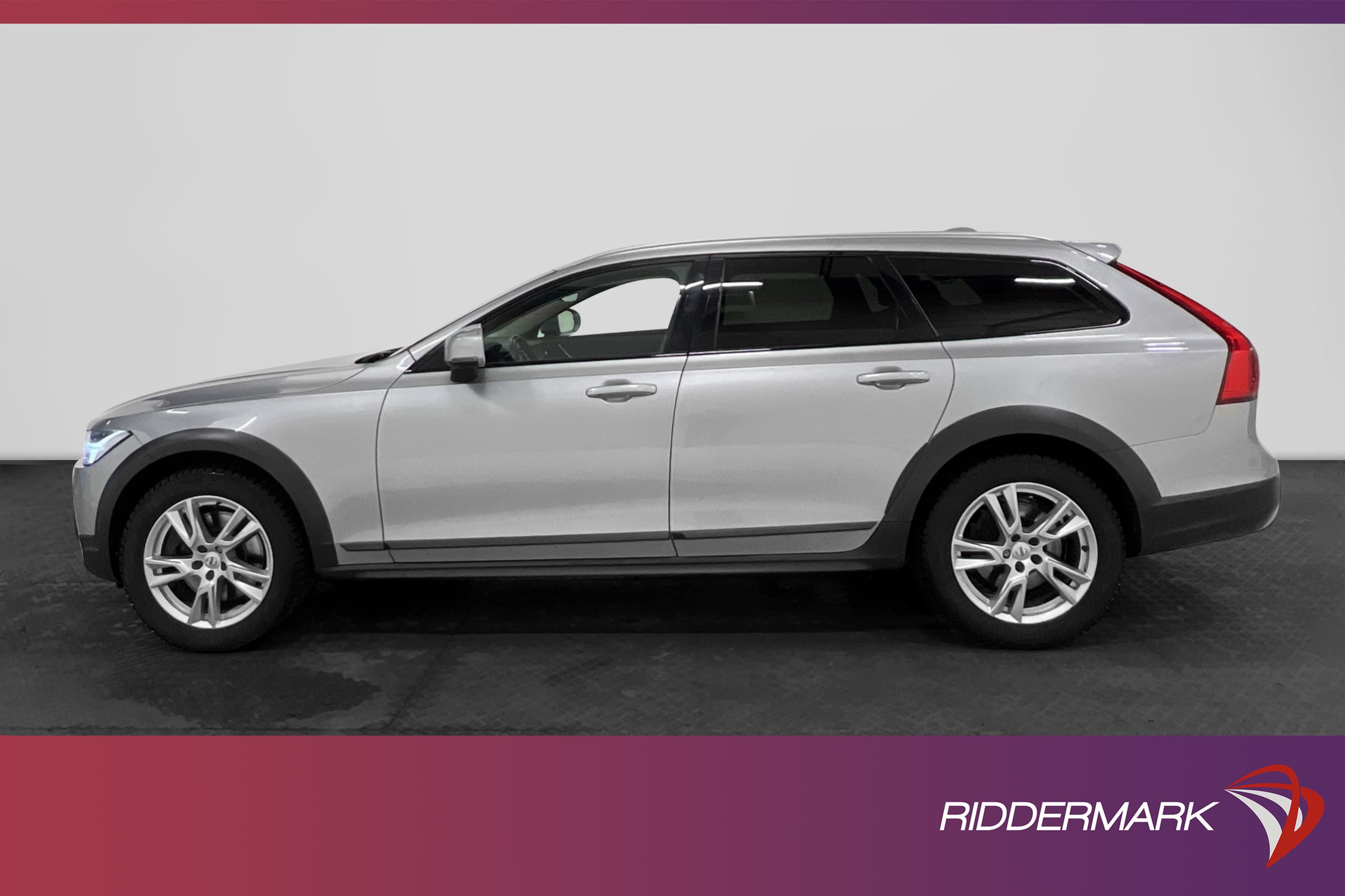 Volvo V90 Cross Country D4 AWD