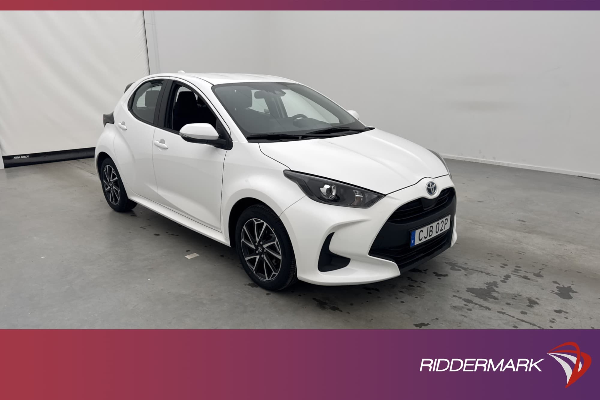 Toyota Yaris Hybrid CVT 101hk