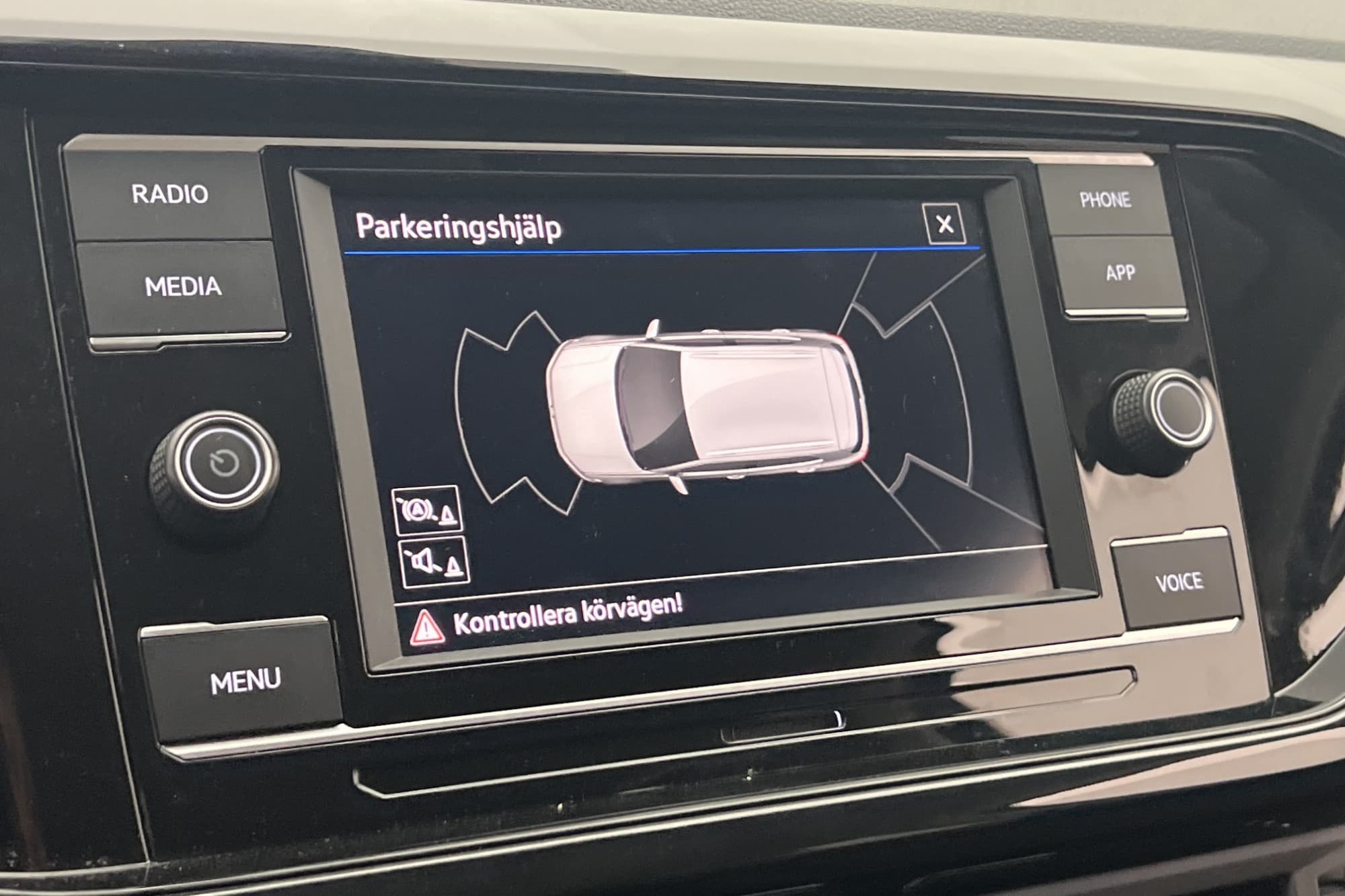 Volkswagen T-Cross 1.0 TSI 110hk GT CarPlay P-Sensorer