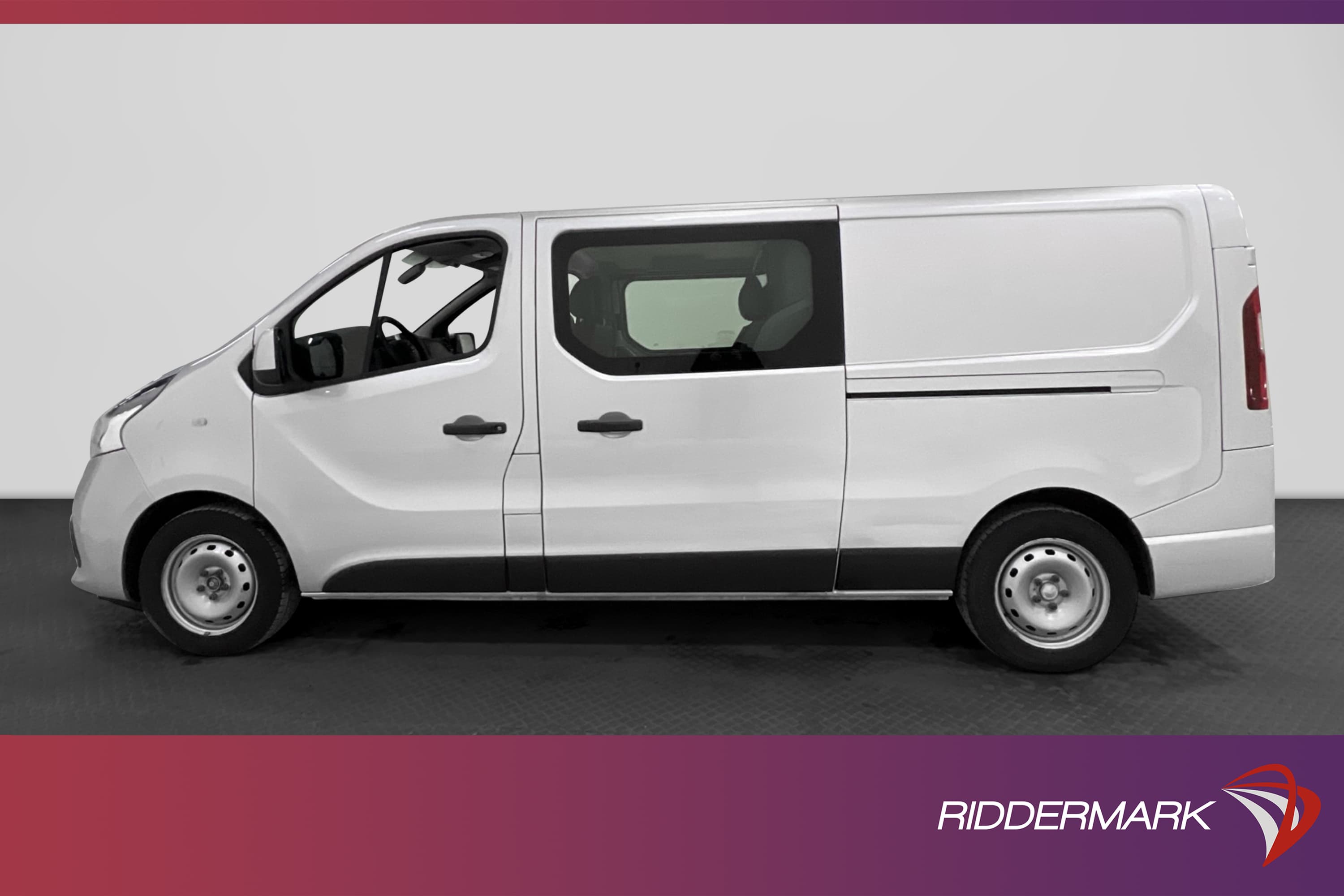 Nissan NV300