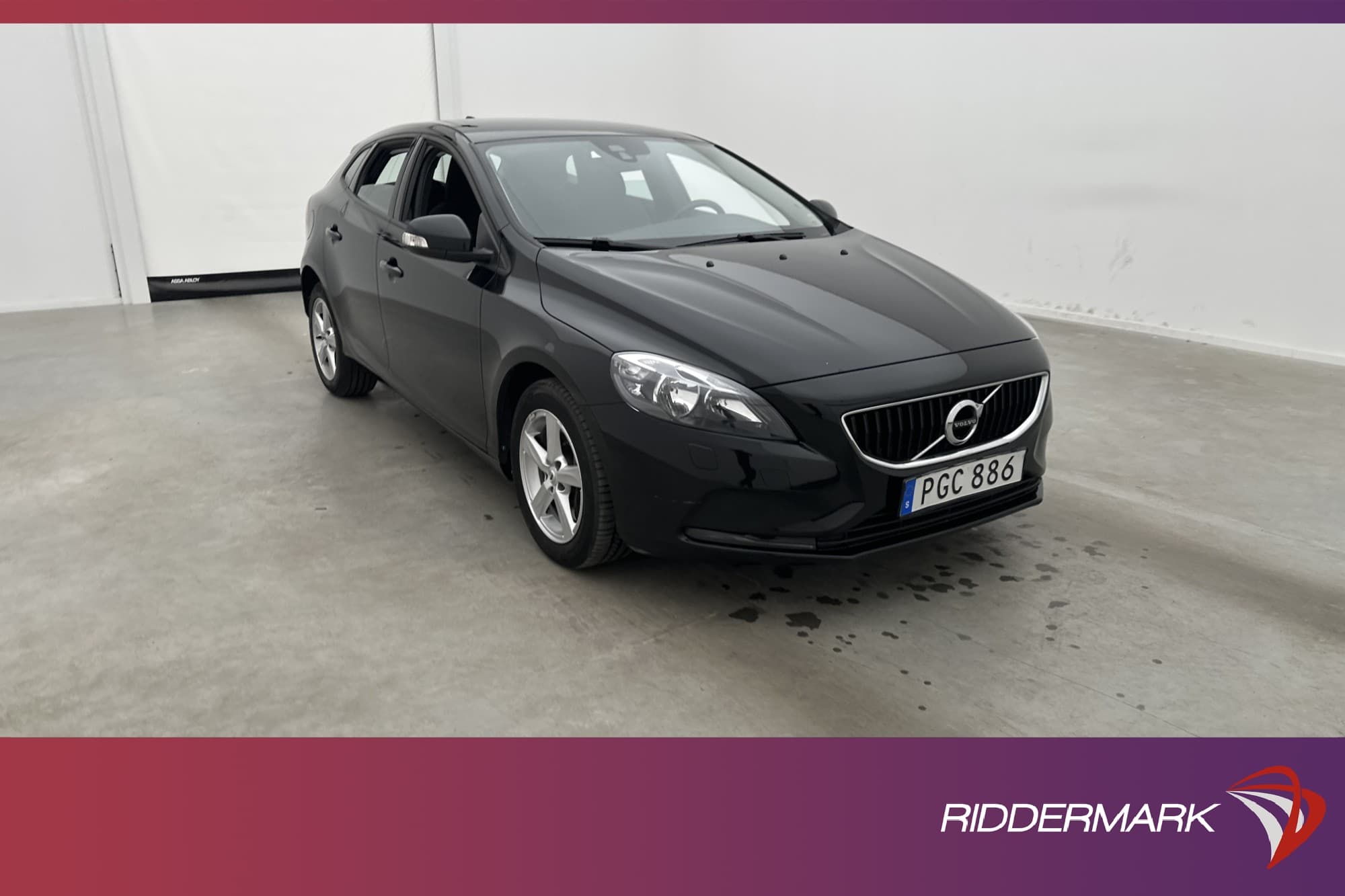 Volvo V40 T2 122hk