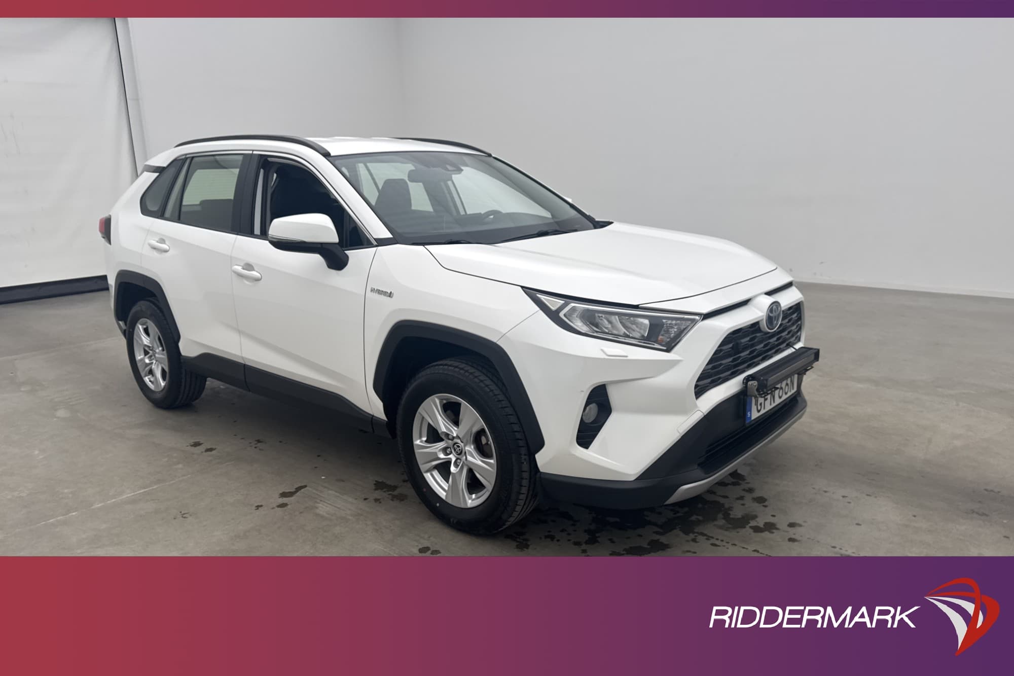 Toyota RAV4 Hybrid AWD Active M&K Värmare Kamera Navigation