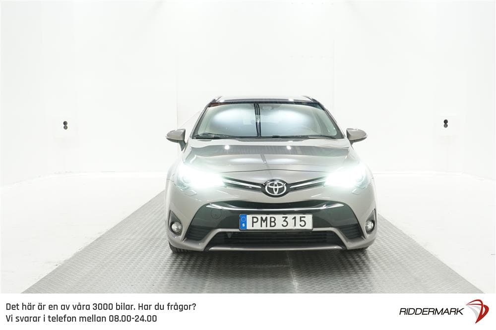 Toyota Avensis 1.8 Touring Sports 147hk