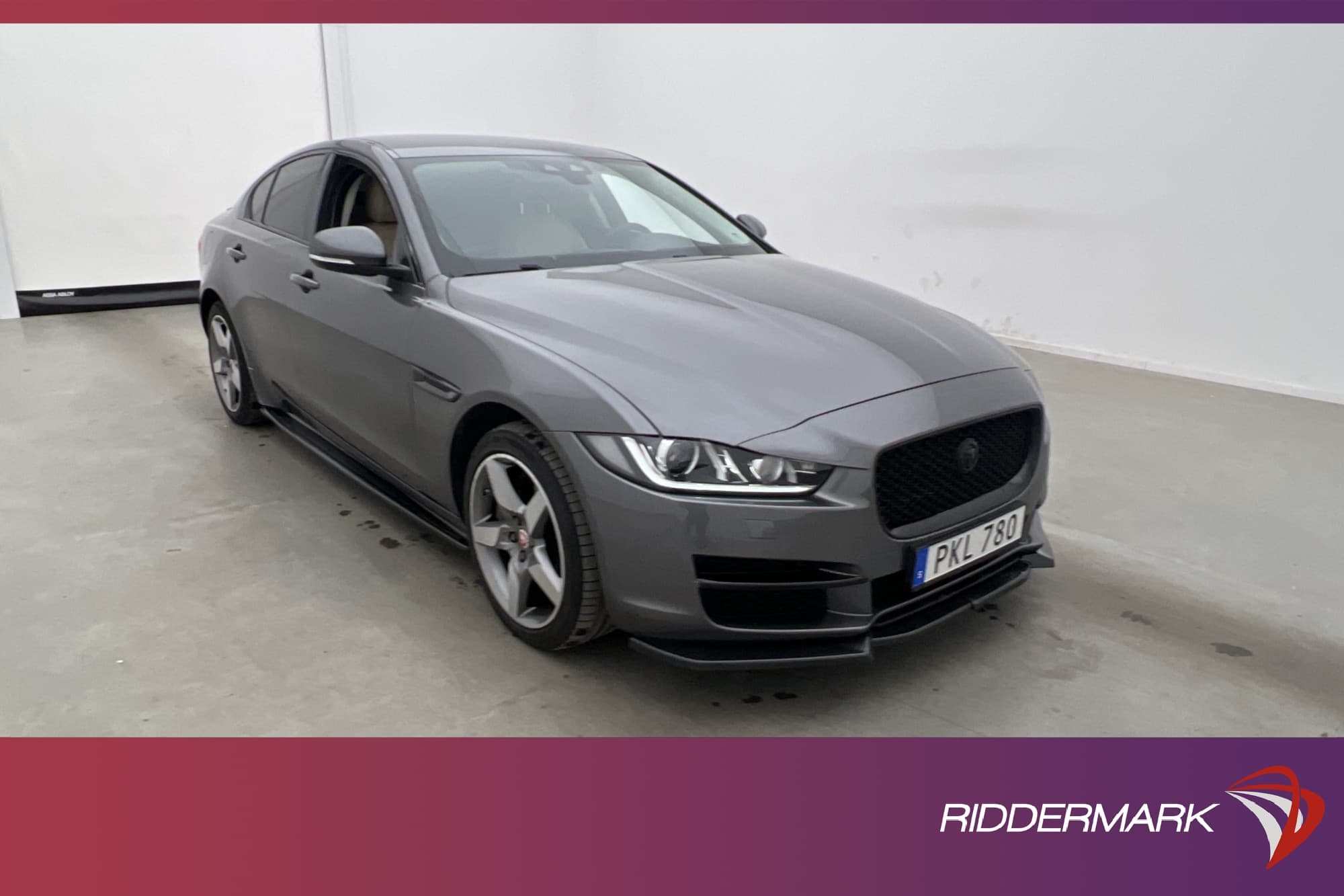Jaguar XE 20d AWD 180hk Skinn Kamera Navi 0,47l/Mil