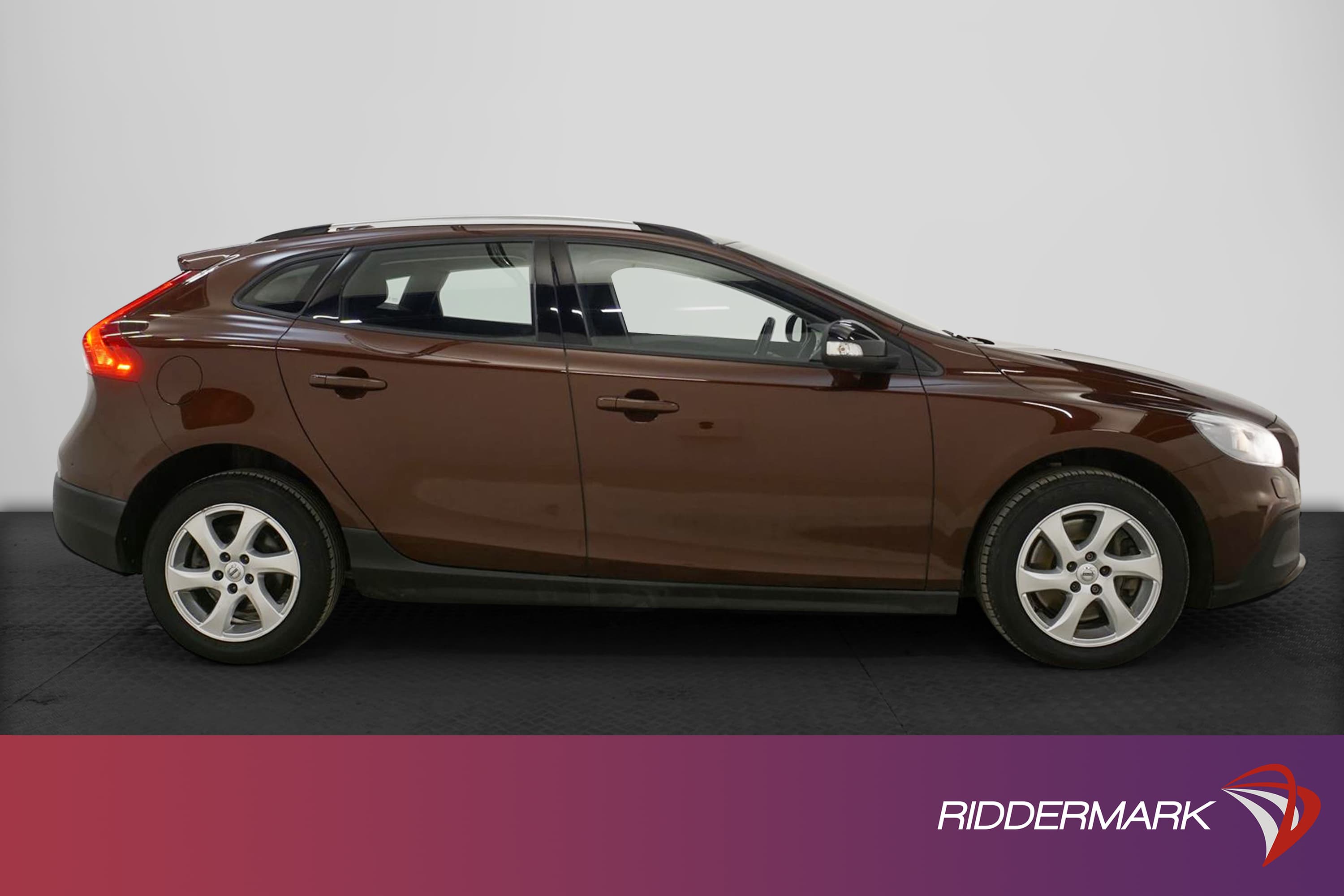 Volvo V40 Cross Country D2 120hk VOC Värmare 0,37l/mil