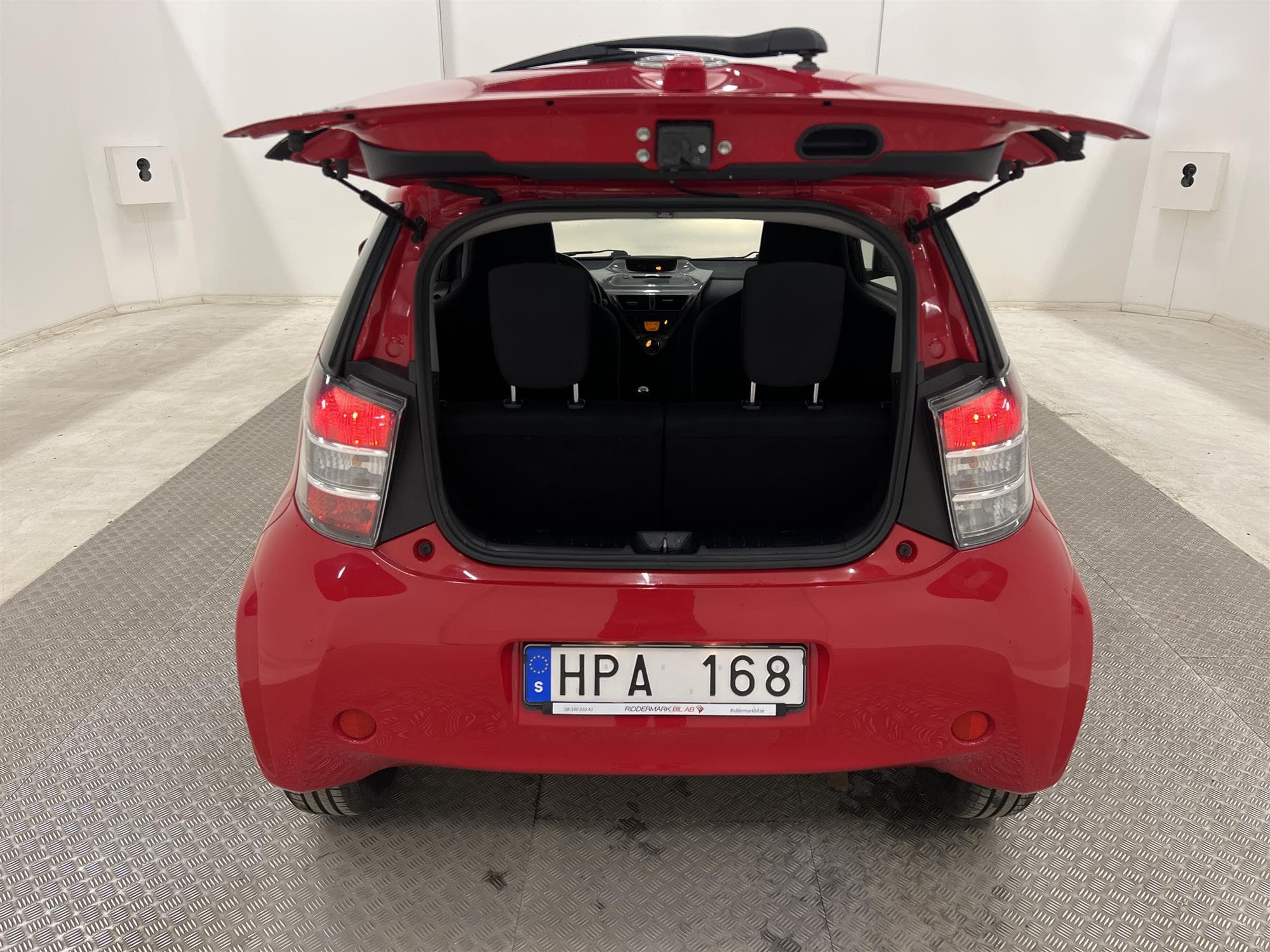 Toyota iQ 1.0 VVT-i  68hk Låg Skatt 0,44L/mil 