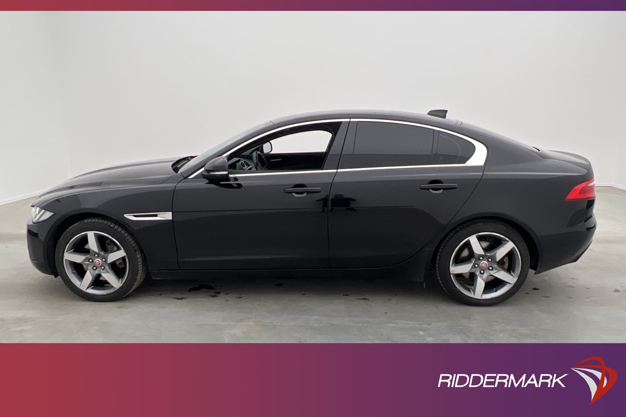 Jaguar XE 20d AWD 180hk