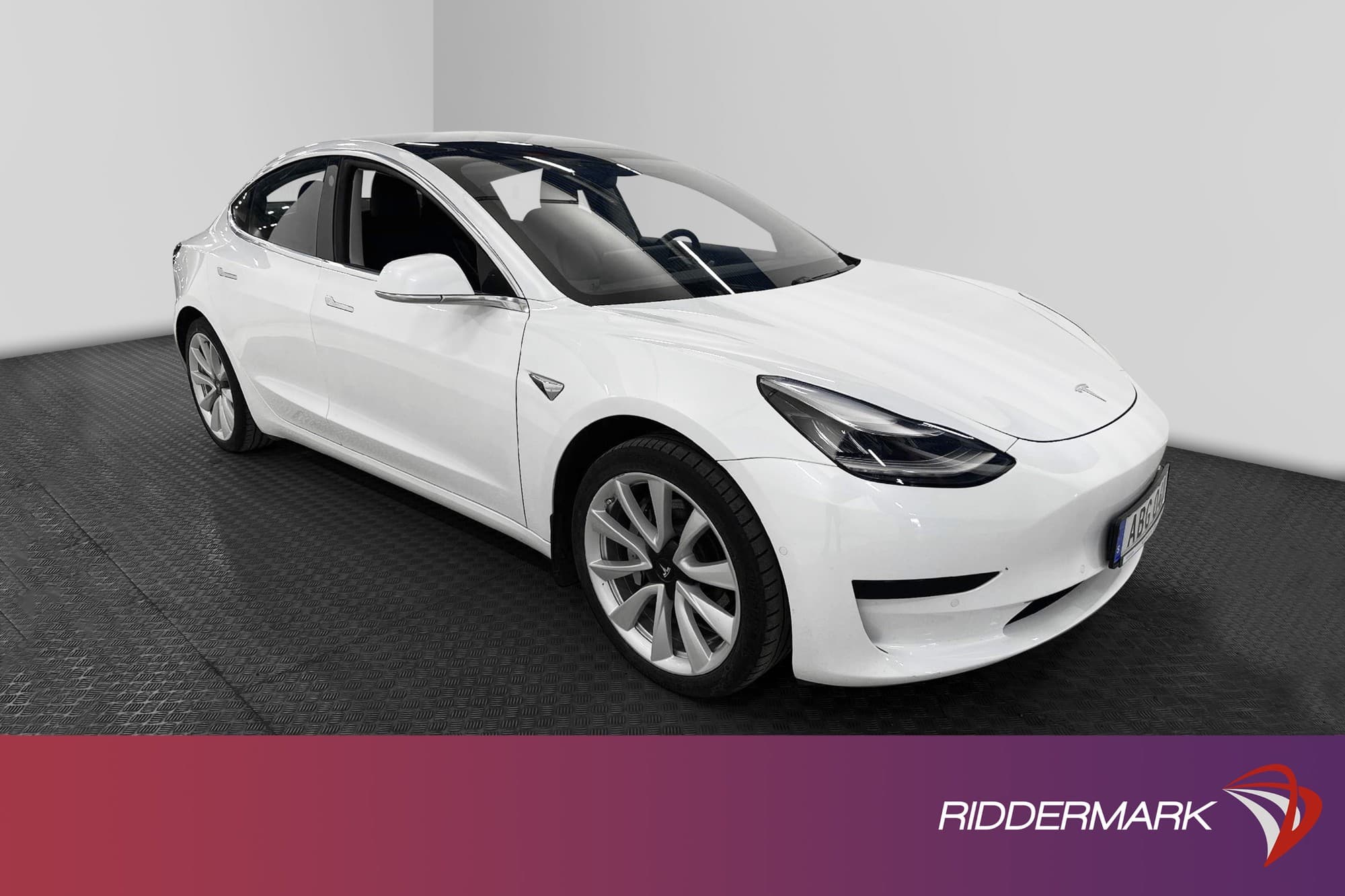 Tesla Model 3 Standard Range Plus 258hk