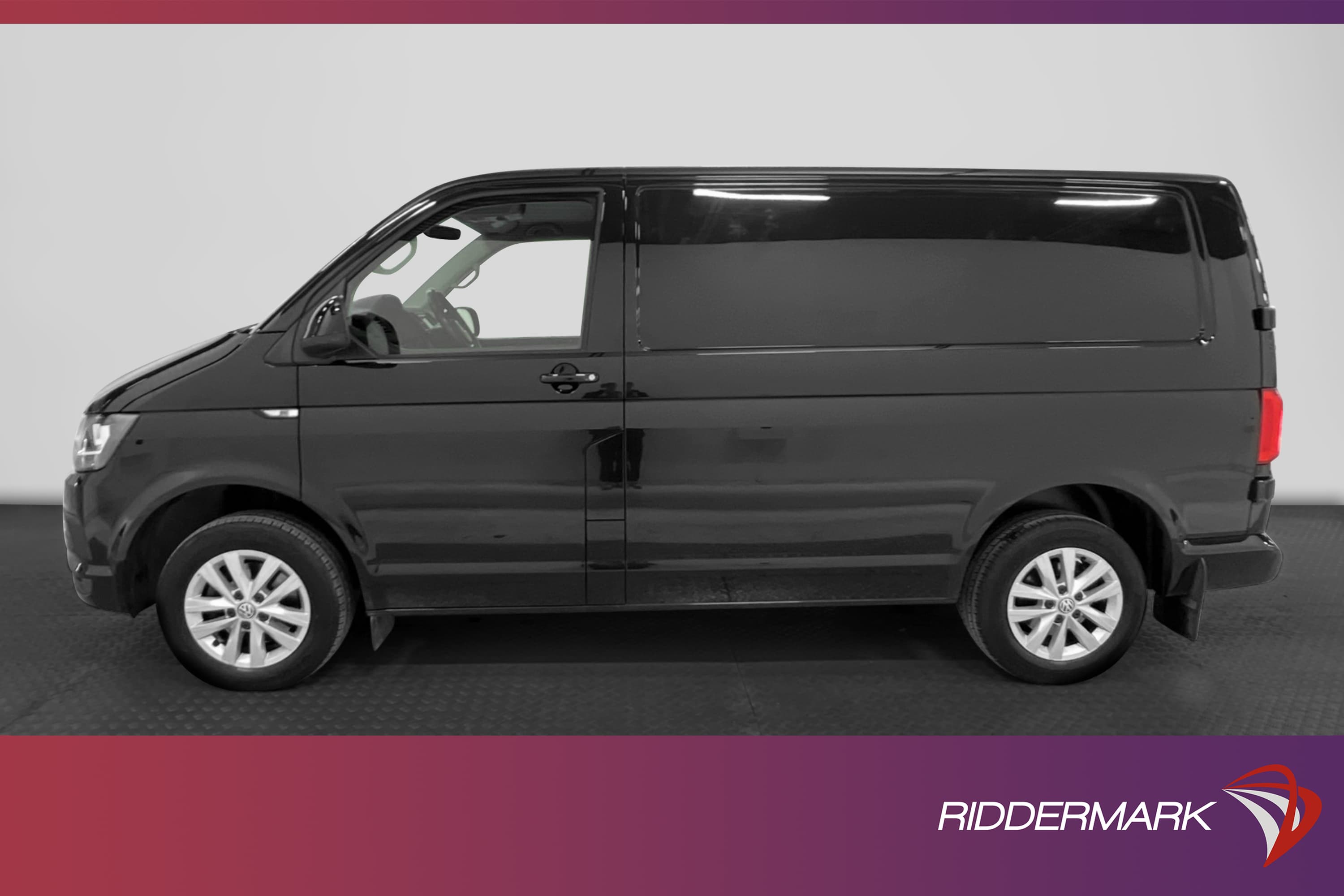 Volkswagen Transporter 150hk DSG Värmare Drag Skinn Moms