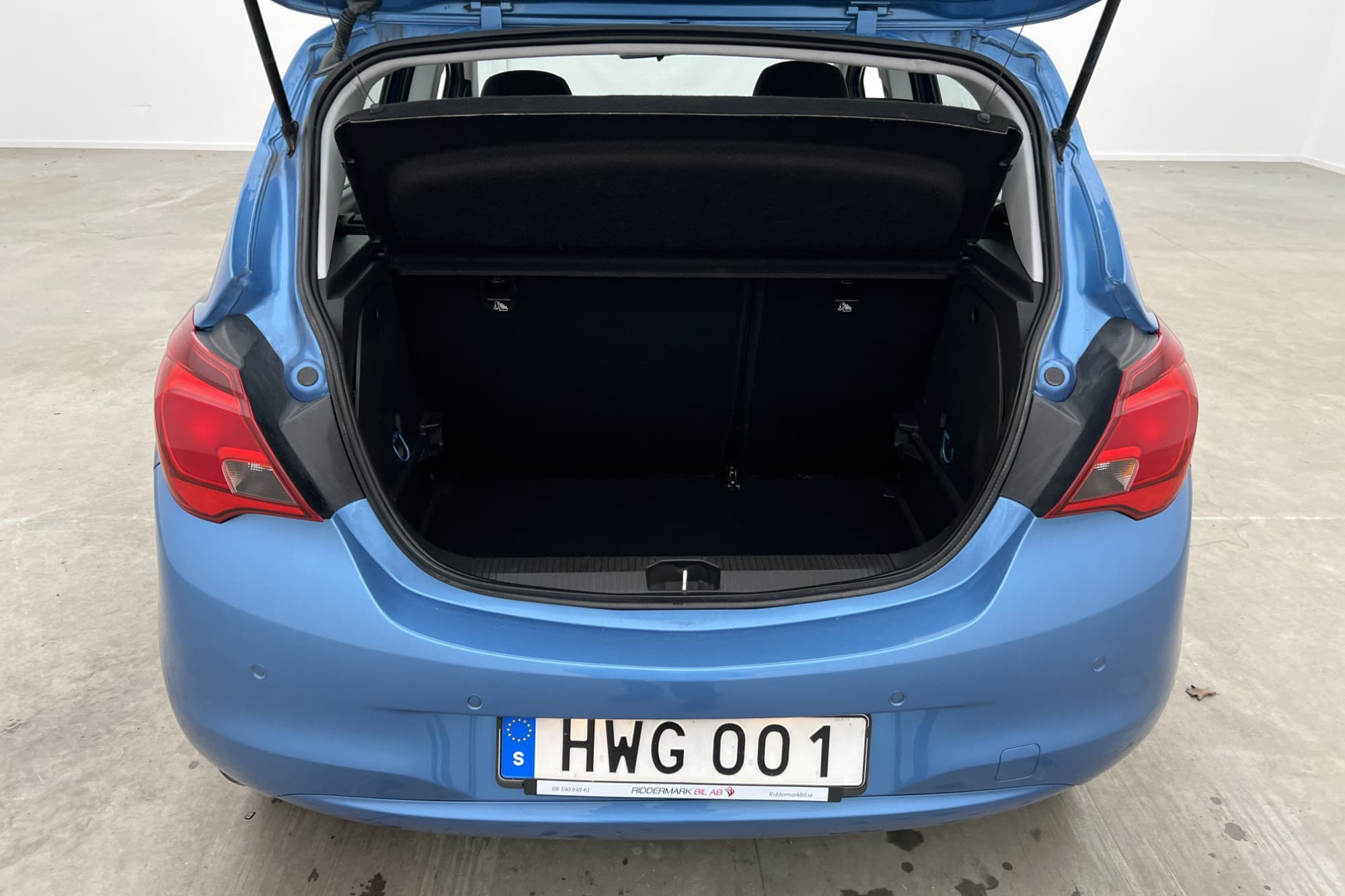 Opel Corsa 1.4 90hk Enjoy M/K-Värmare P-Sensorer Rattvärme