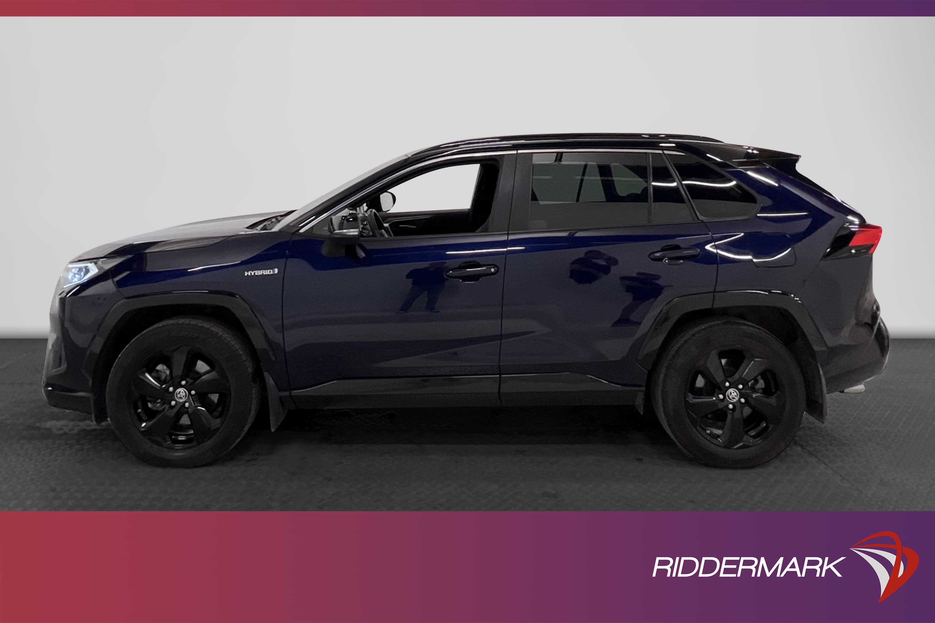 Toyota RAV4 Hybrid AWD 222hk Style Kamera Värmare JBL Drag