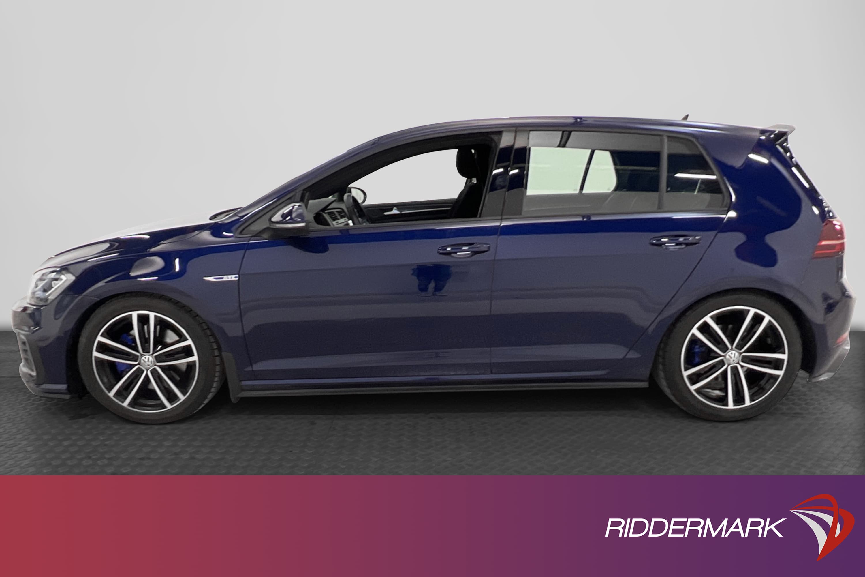 Volkswagen Golf GTE 218hk