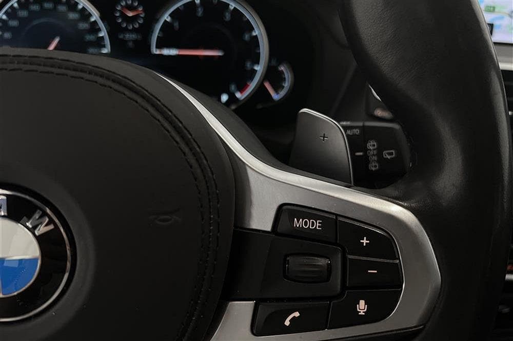 BMW X3 xDrive30d 265hk Innovation D-Värm H/K HUD Navi Skinninteriör