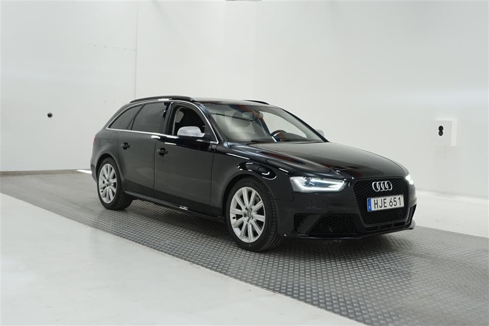 Audi A4 Avant 2.0 TDI 150hk RS4 OPTIK