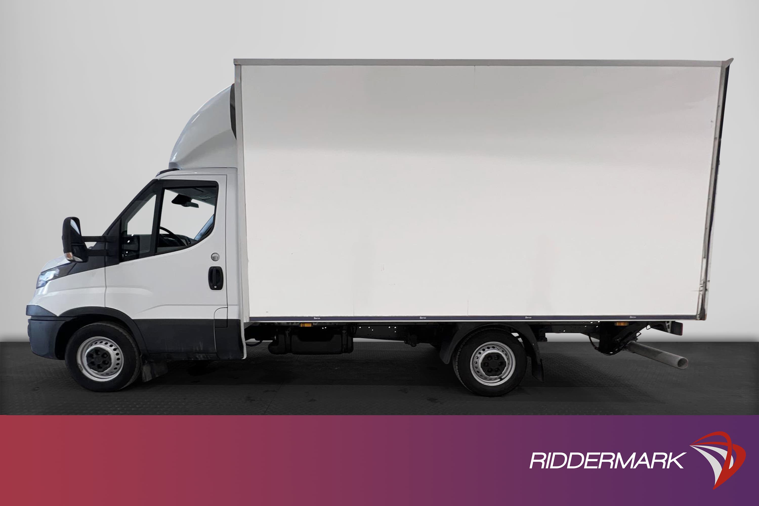 Iveco Daily 2.3JTD 156hk Automat Bakgavellyft Värmare Moms