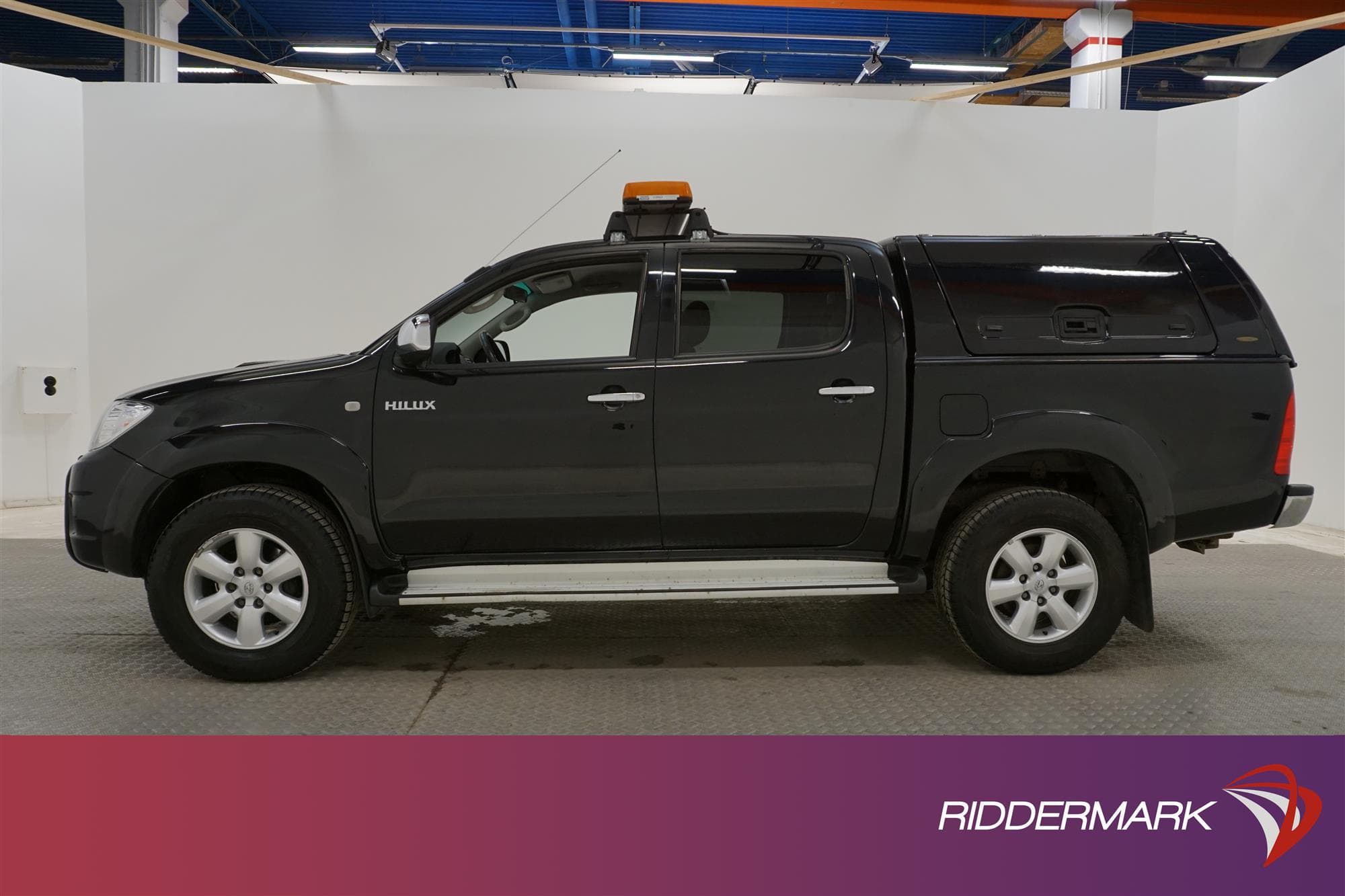 Toyota Hilux 3.0D Automat 171hk  Dragkrok Nyservad Moms