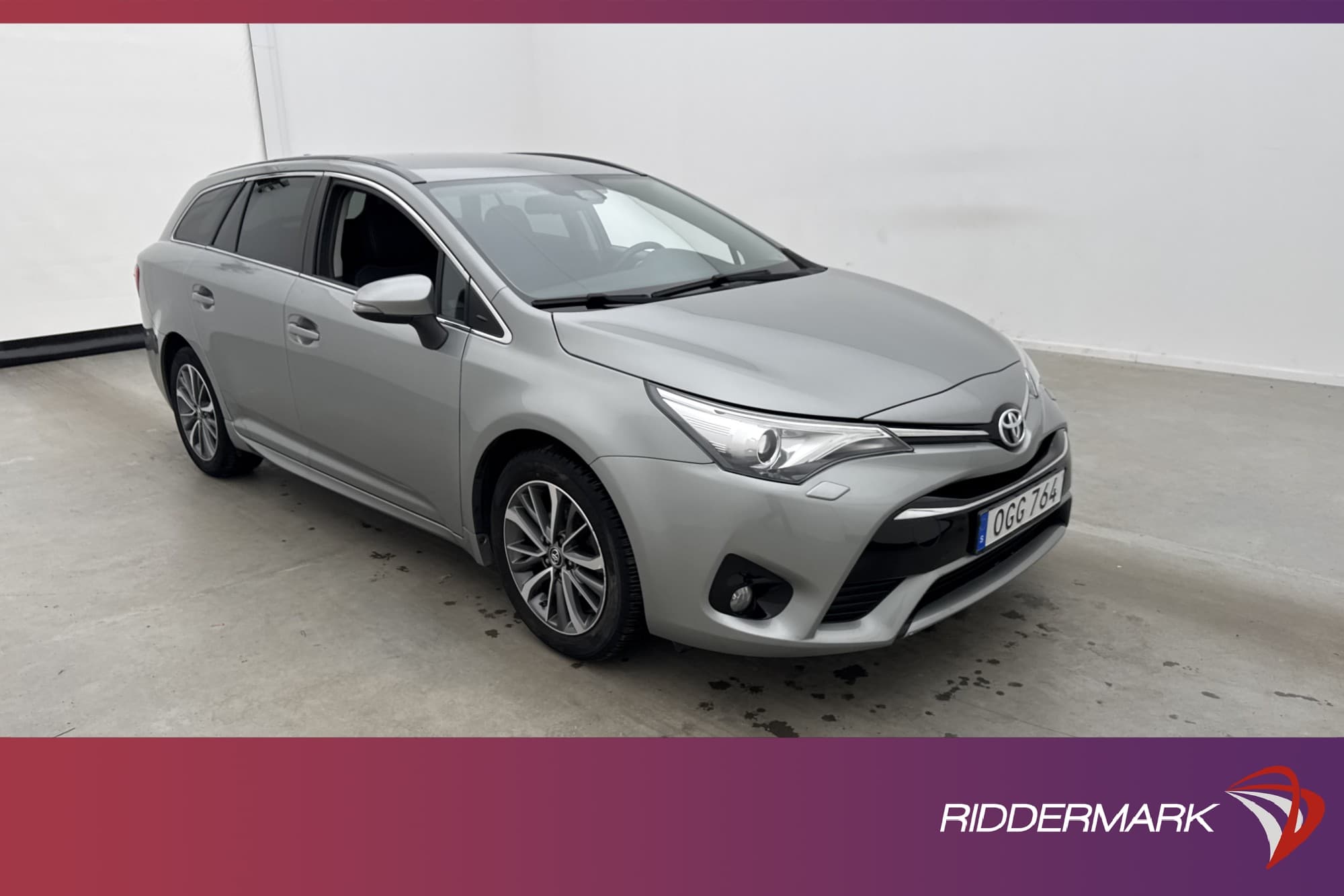 Toyota Avensis Kombi 1.8 147hk