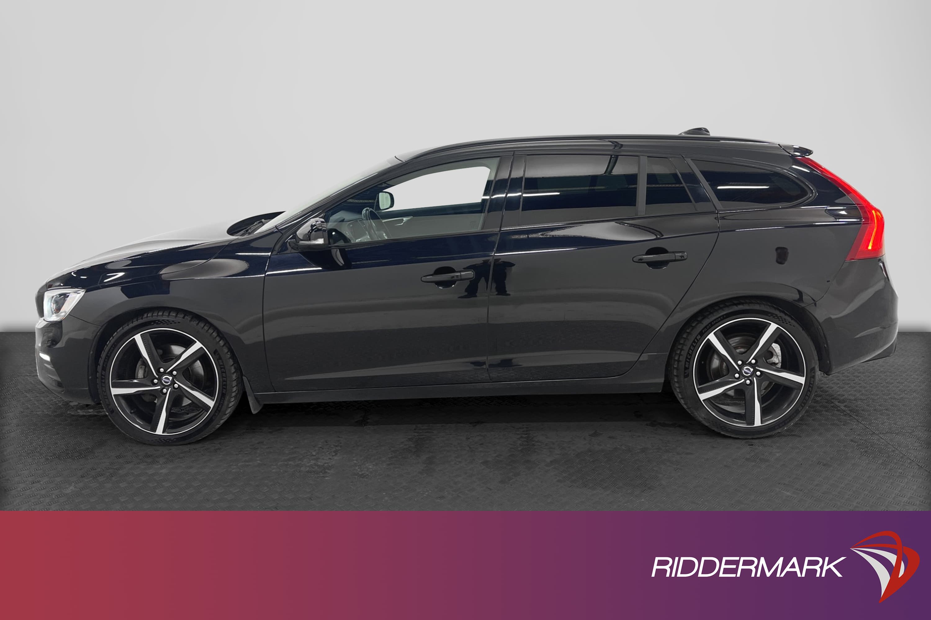 Volvo V60 D5 215hk AWD R-Design