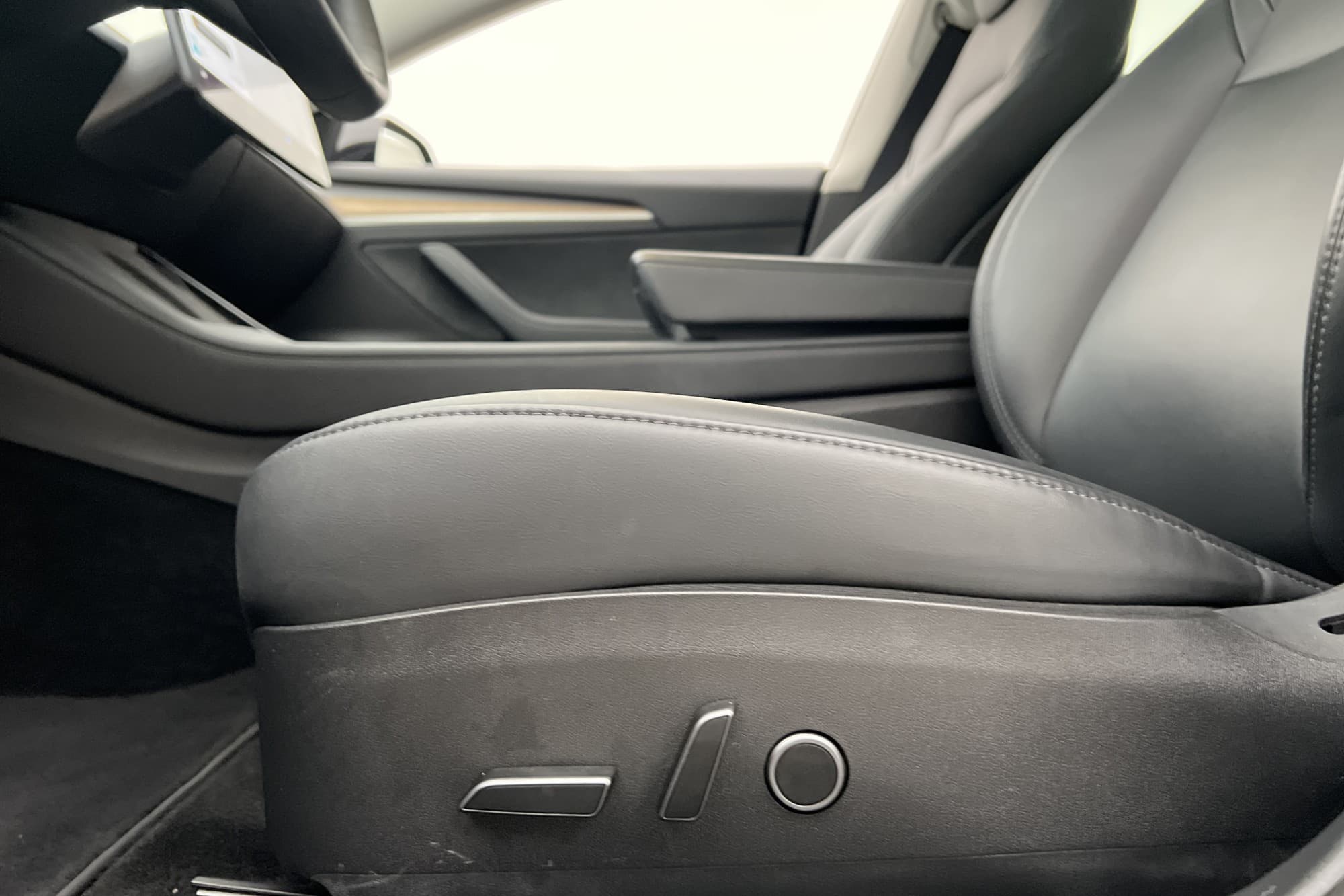 Tesla Model 3 Long Range AWD Svensksåld Rattvärme AP