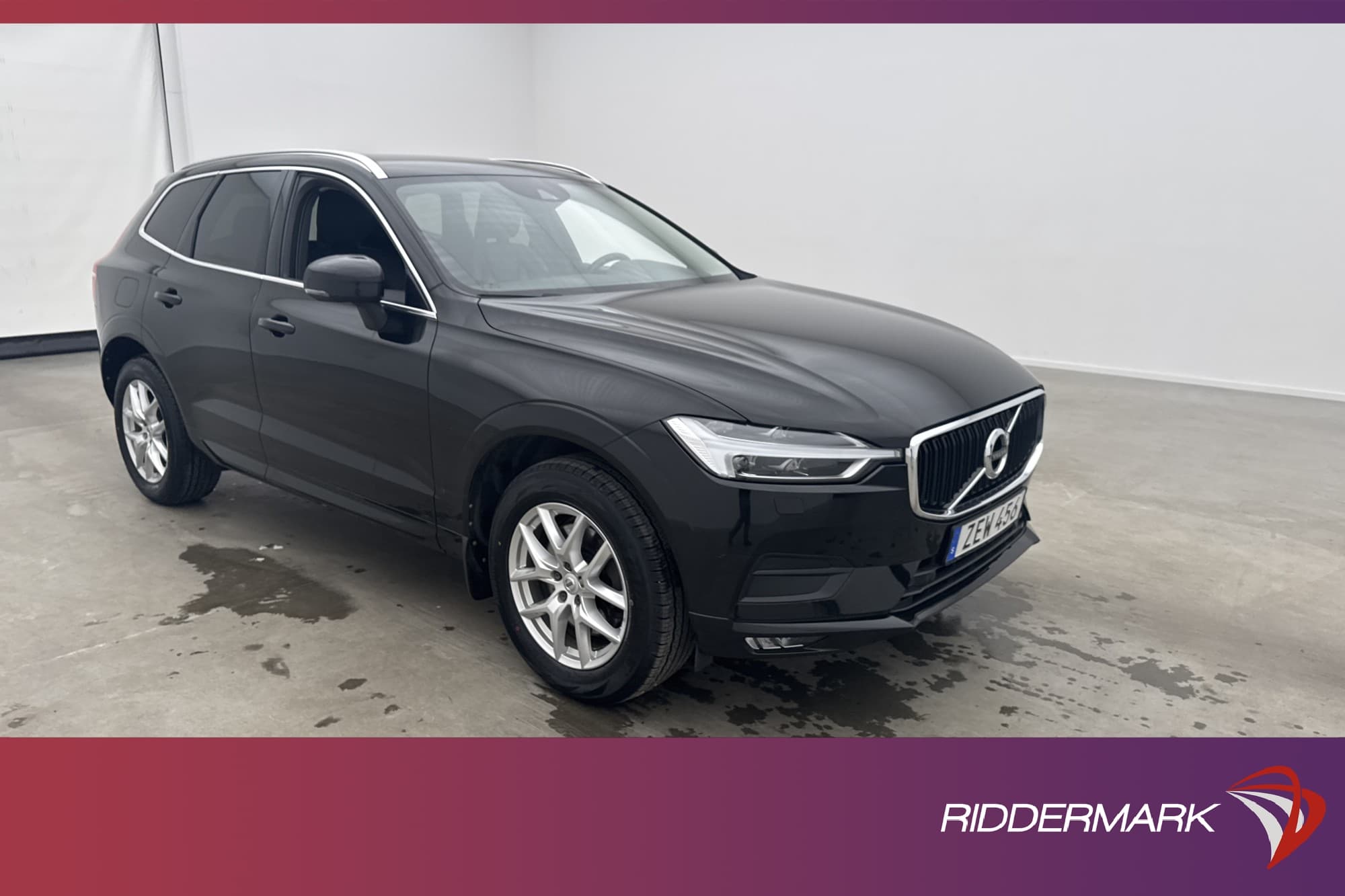 Volvo XC60 T5 AWD 250hk Momentum Skinn BLIS Navi P-Sensorer