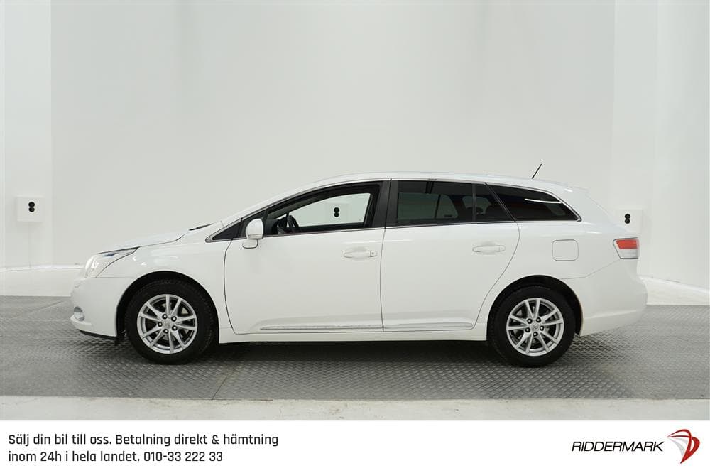 Toyota Avensis 1.8 Kombi 147hk Navi B-Kam