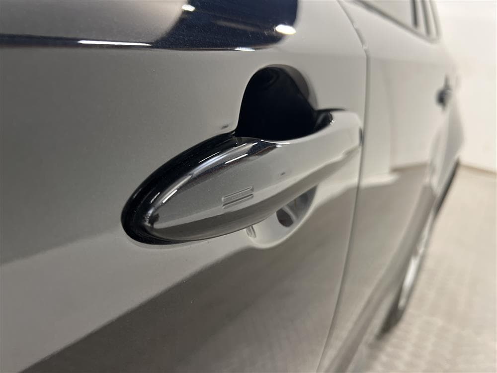 Toyota Corolla Hybrid 184hk  Executive M-Värm Drag Navi