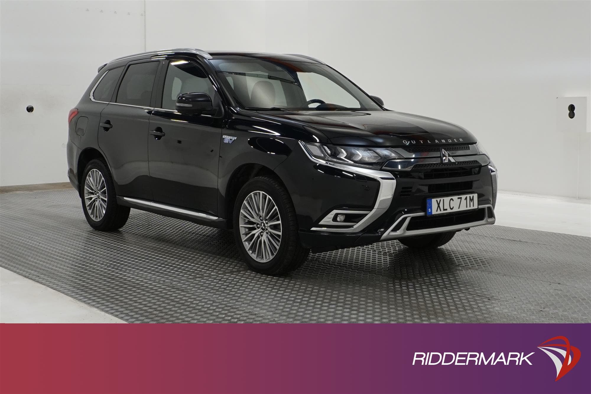 Mitsubishi Outlander PHEV 4WD 230hk Business 360* Skinn Moms