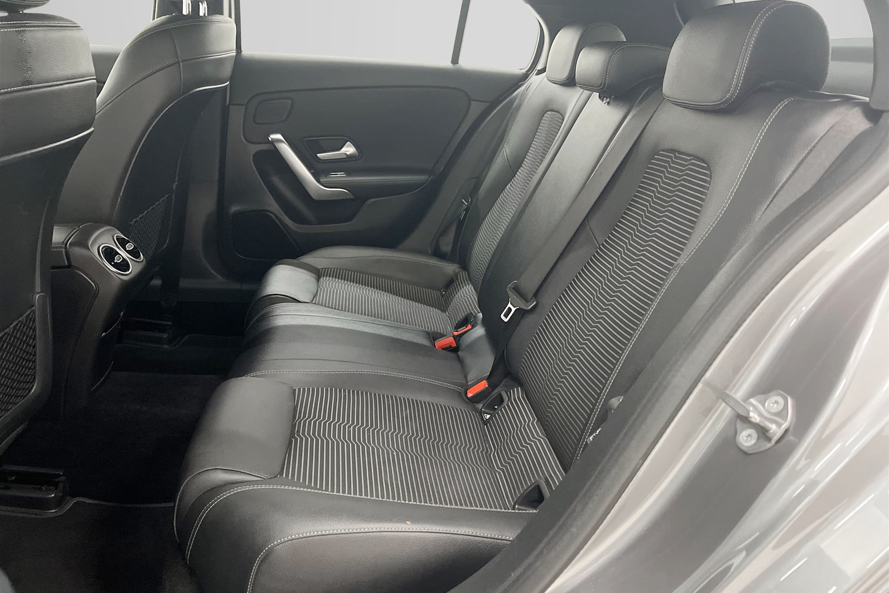 Mercedes-Benz A 180 136hk Widescreen Kamera Navi 0,59l/mil