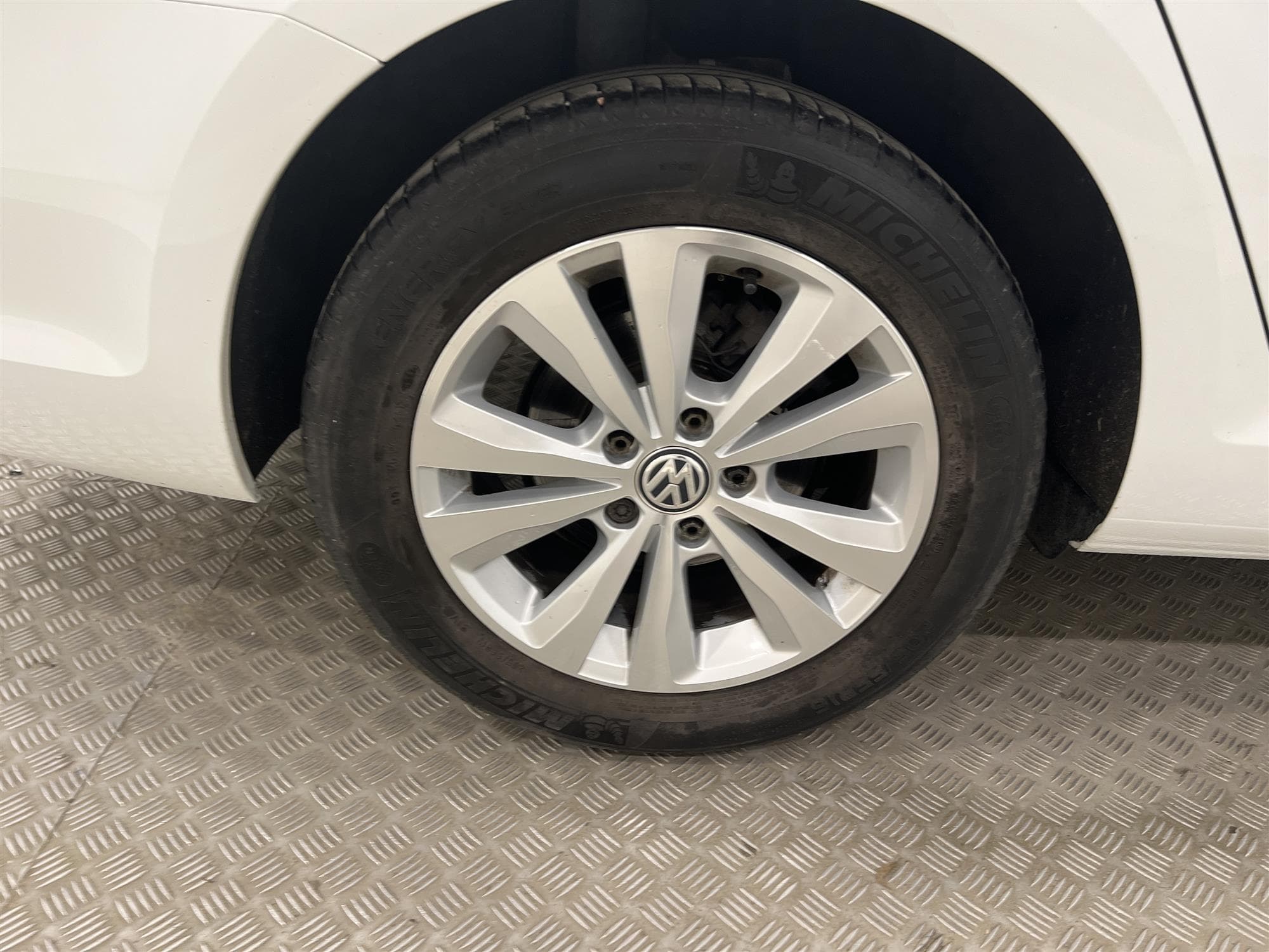 Volkswagen  Golf SC 1.0 TSI DSG 110hk Dragkrok Carplay