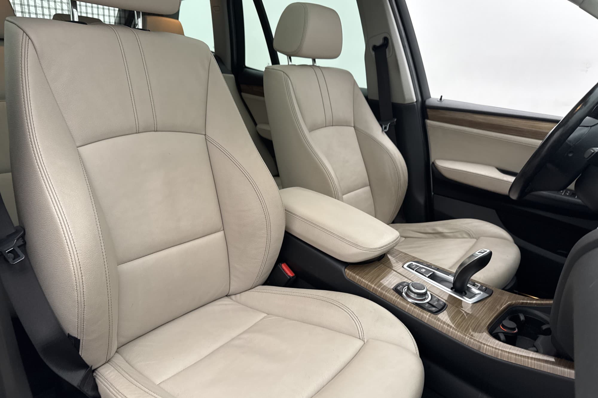 BMW X3 xDrive20d 184hk Pano Skinn HiFi Navi Kamera Rattvärme
