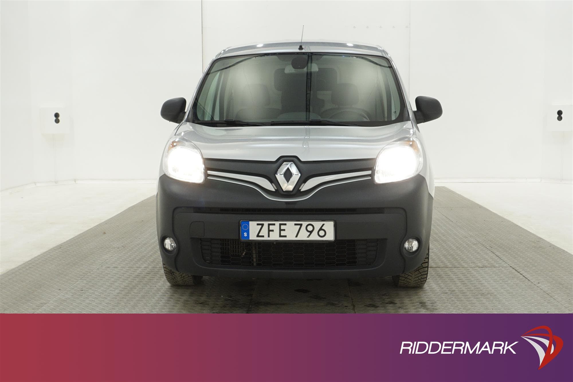 Renault Kangoo 1.5dCi Automat Drag Värmare Moms 