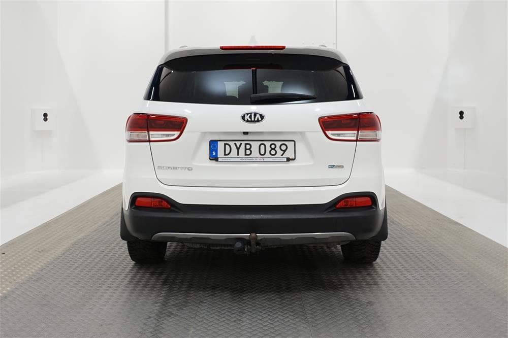 Kia Sorento 2.2 CRDi 200hk AWD 7-Sits Skinn Pano B-Kamera