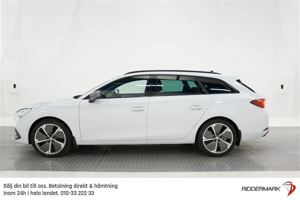 SEAT Leon FR 2.0 TSI 190hk Cockpit Panorama B-kamera Skinnexteriör