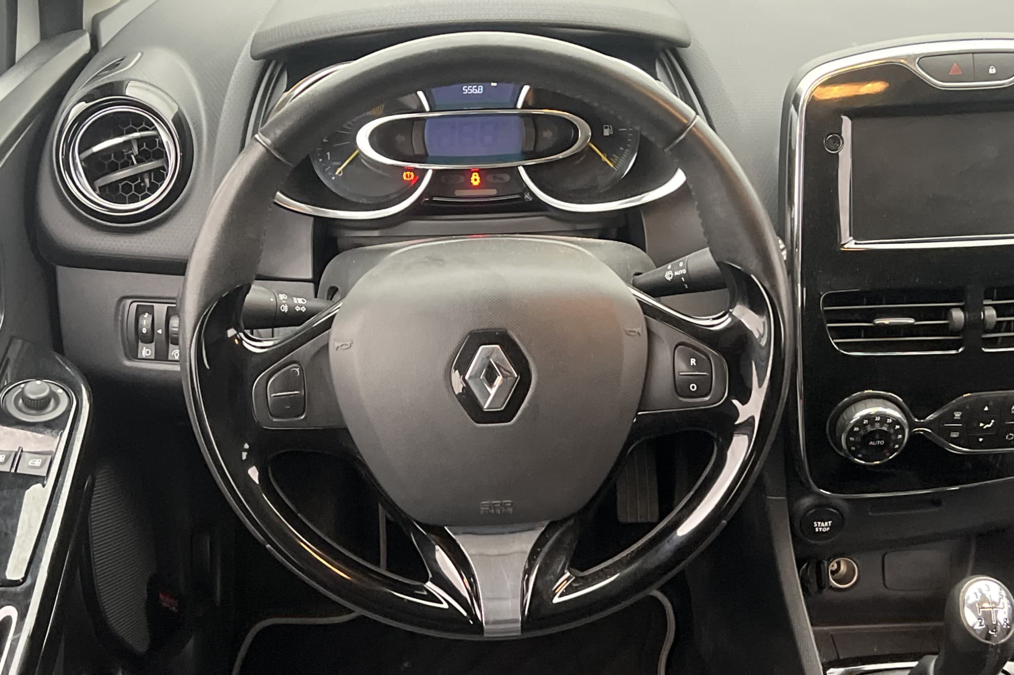 Renault Clio Sport Tourer TCe Navi Farthållare En brukare