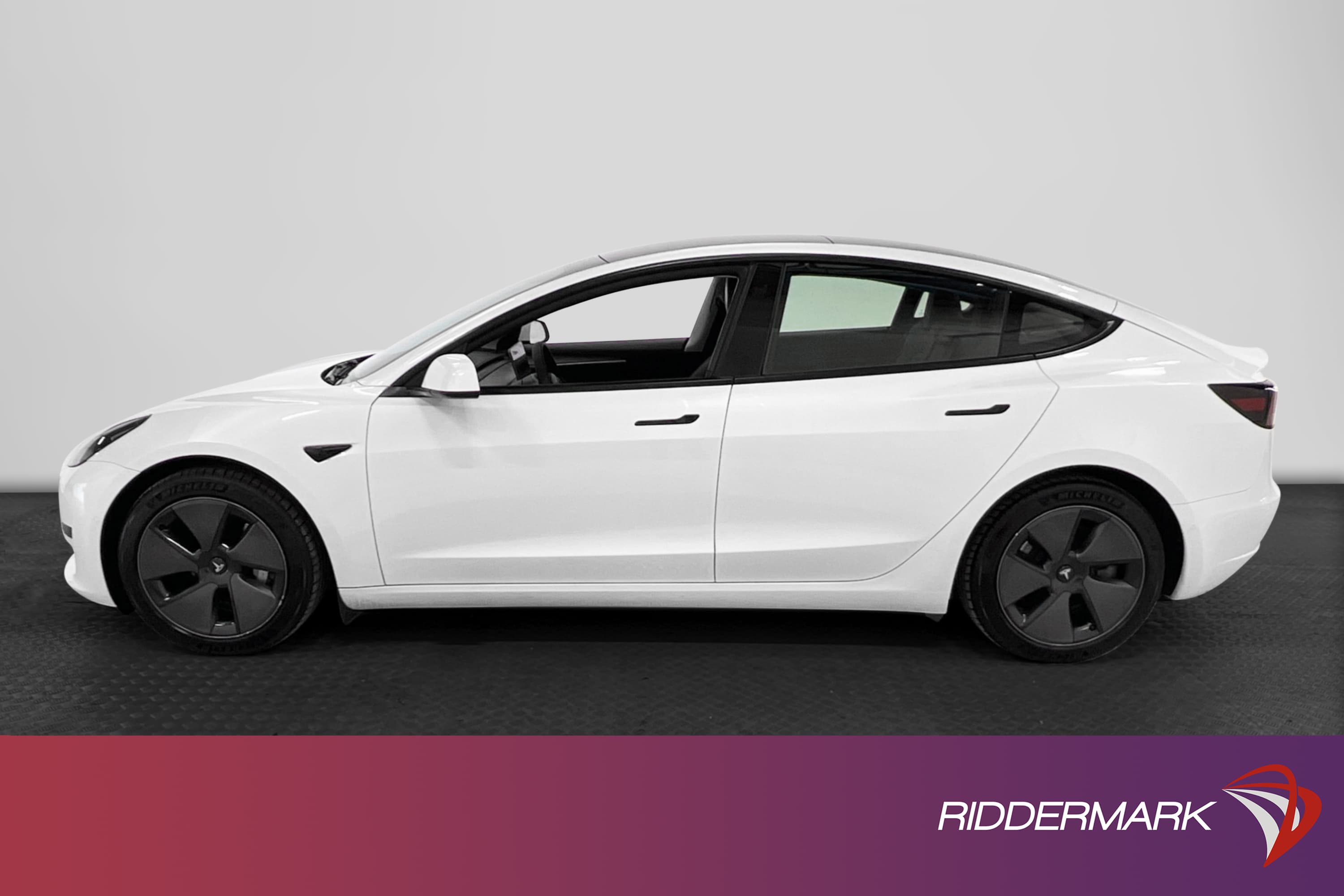 Tesla Model 3 Standard Range Plus 258hk