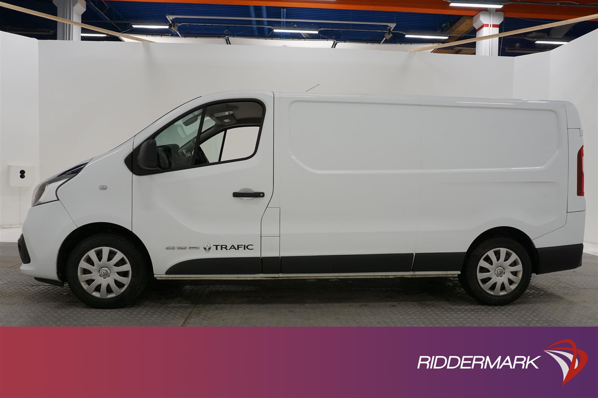 Renault Trafic 1.6dCi Eu6 Lång V-Inredd Drag Värmare Moms