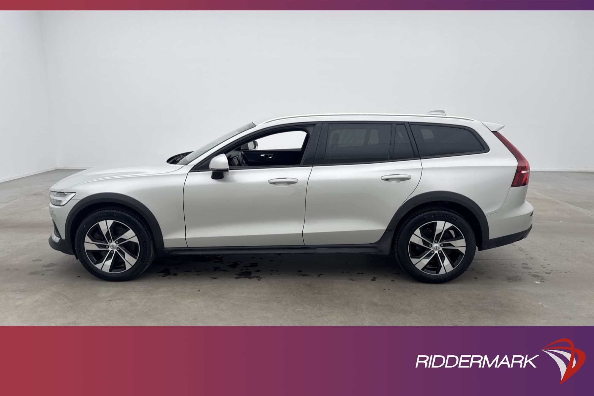 Volvo V60 Cross Country B4 197hk AWD