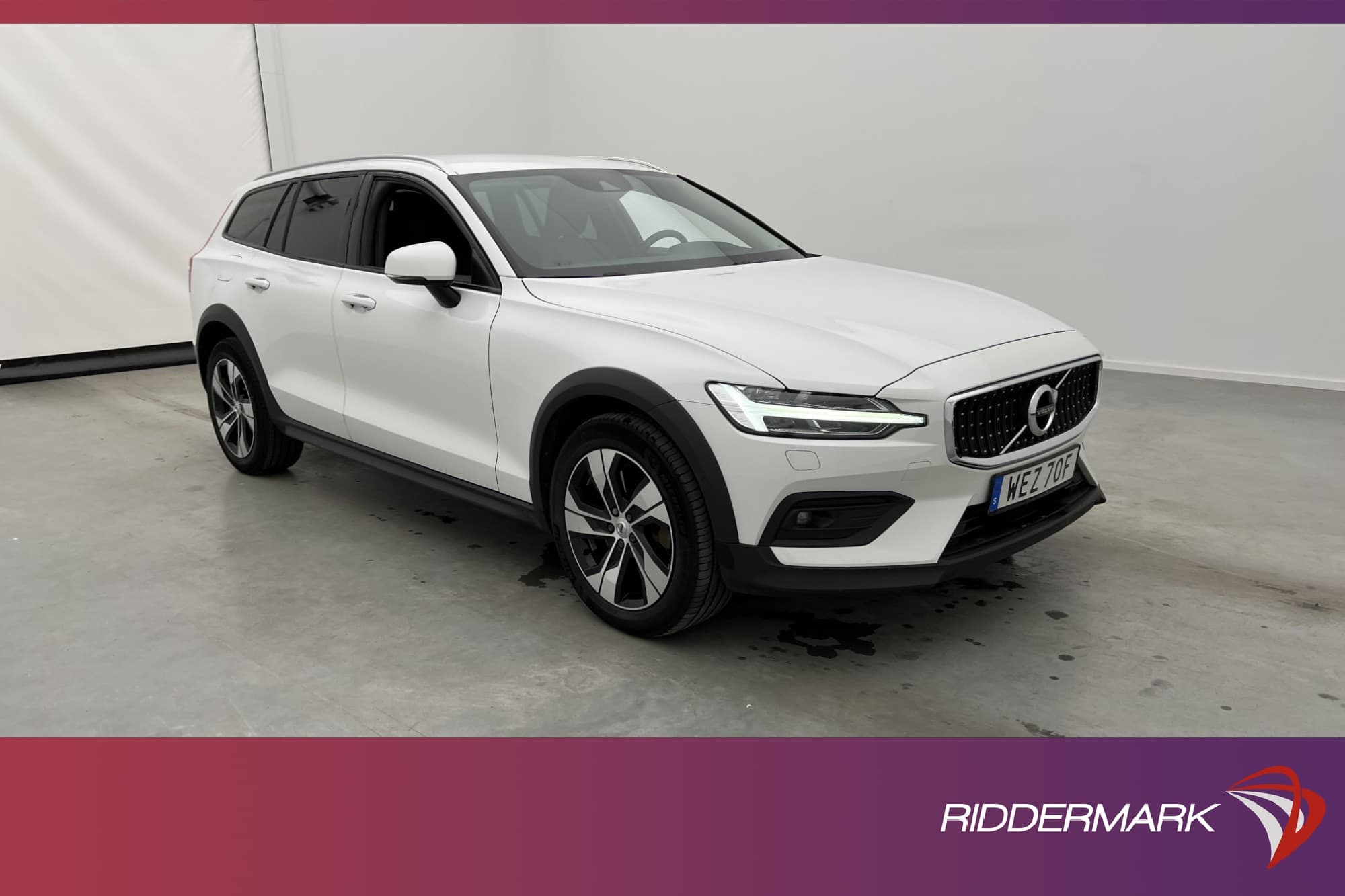 Volvo V60 Cross Country B4 AWD