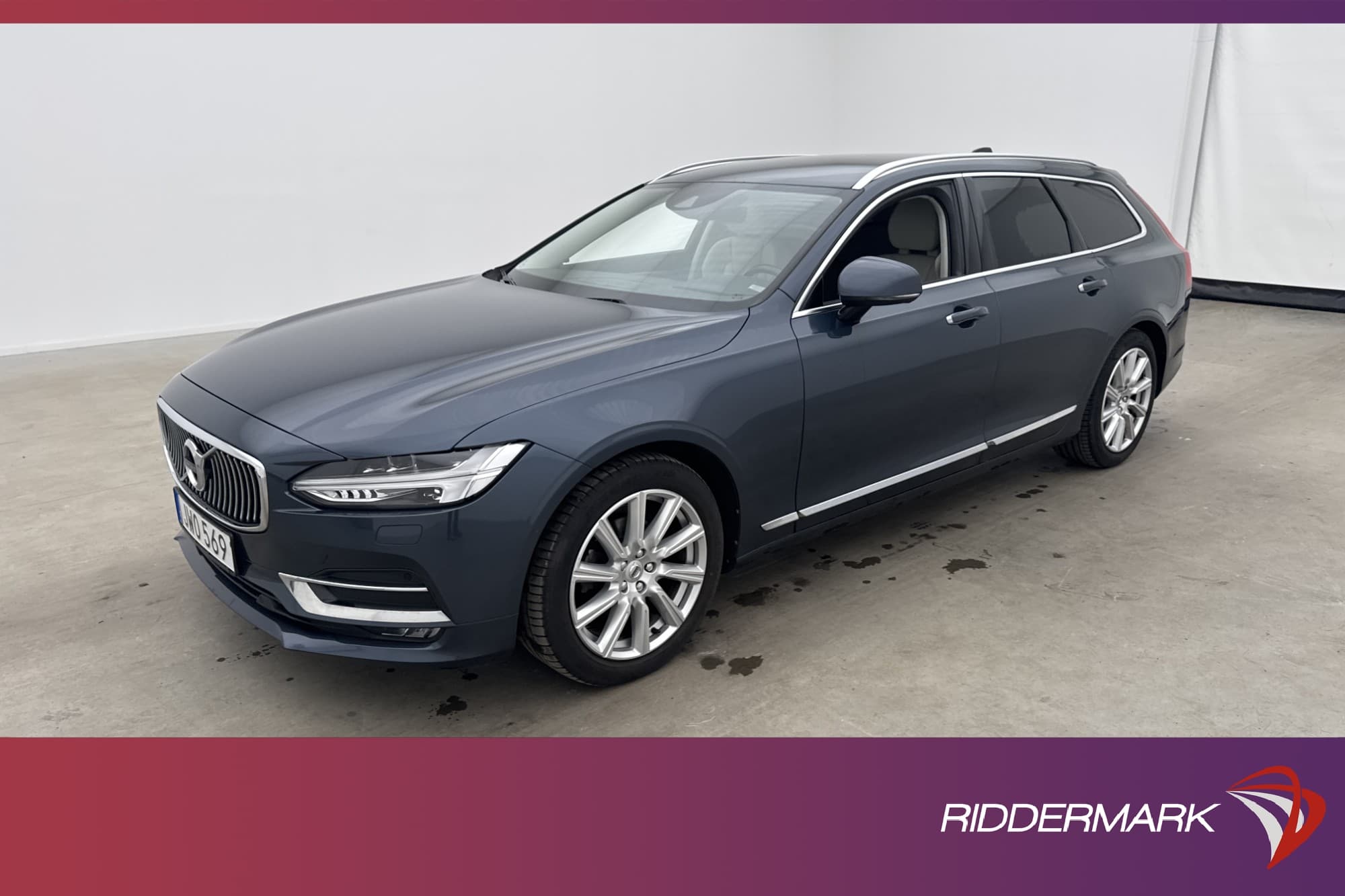 Volvo V90 D4
