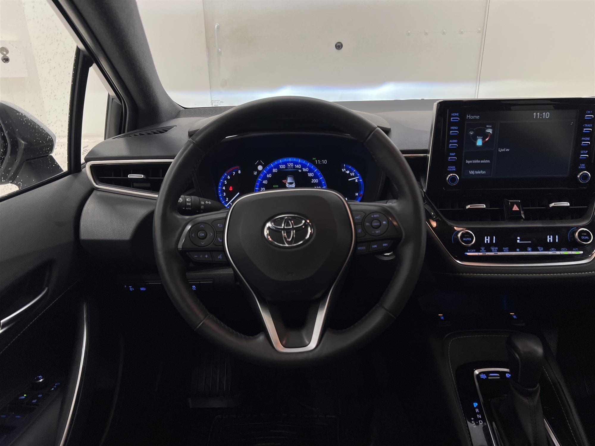 Toyota Corolla Hybrid e-CVT 184hk B-Kam Nybesiktad 0,39L/mil