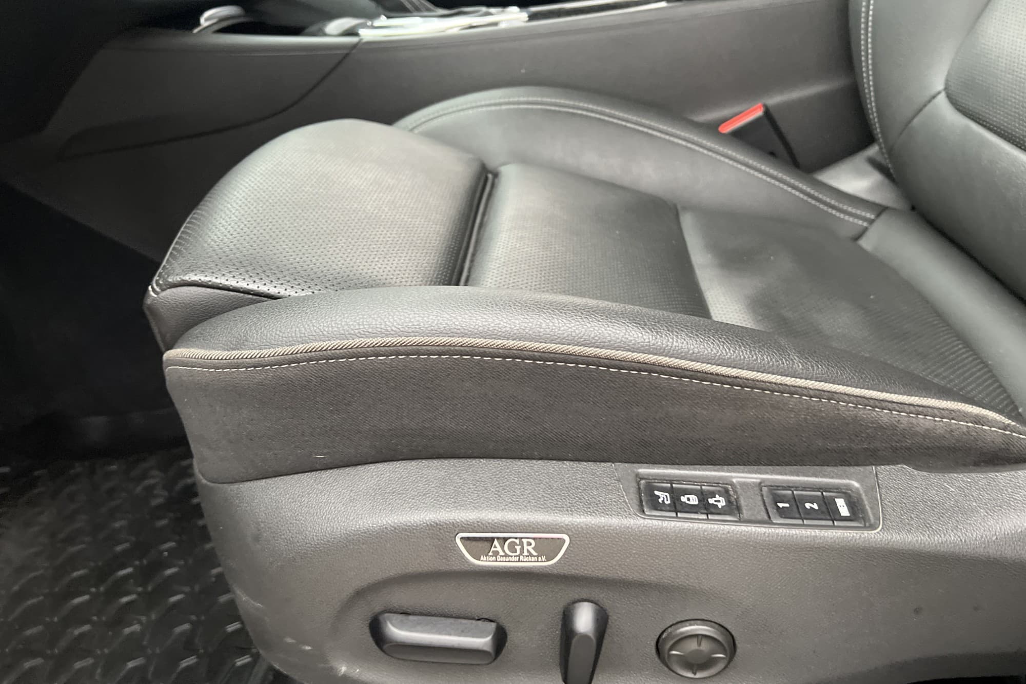 Opel Insignia 2.0 4x4 209hk Business Dragkrok Kamera Värmare